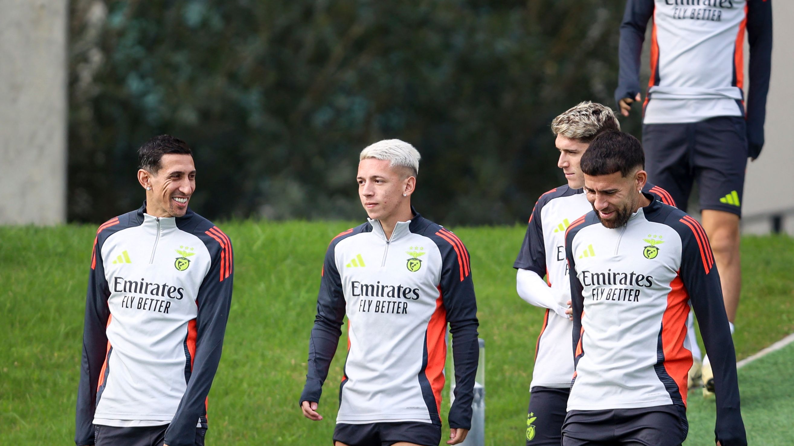 FBL-EUR-C1-BENFICA-TRAINING