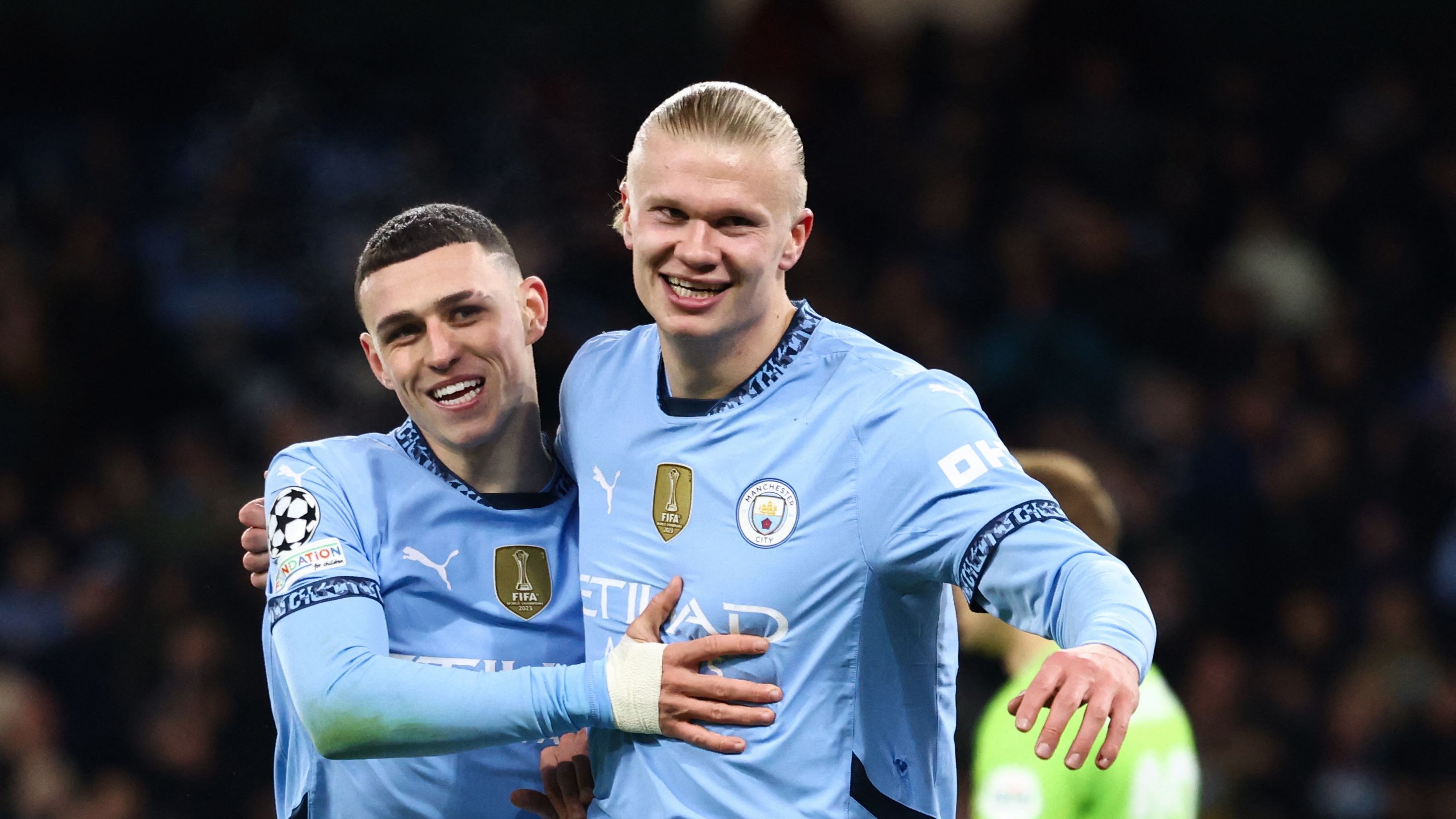 TOPSHOT-FBL-EUR-C1-MAN CITY-FEYENOORD