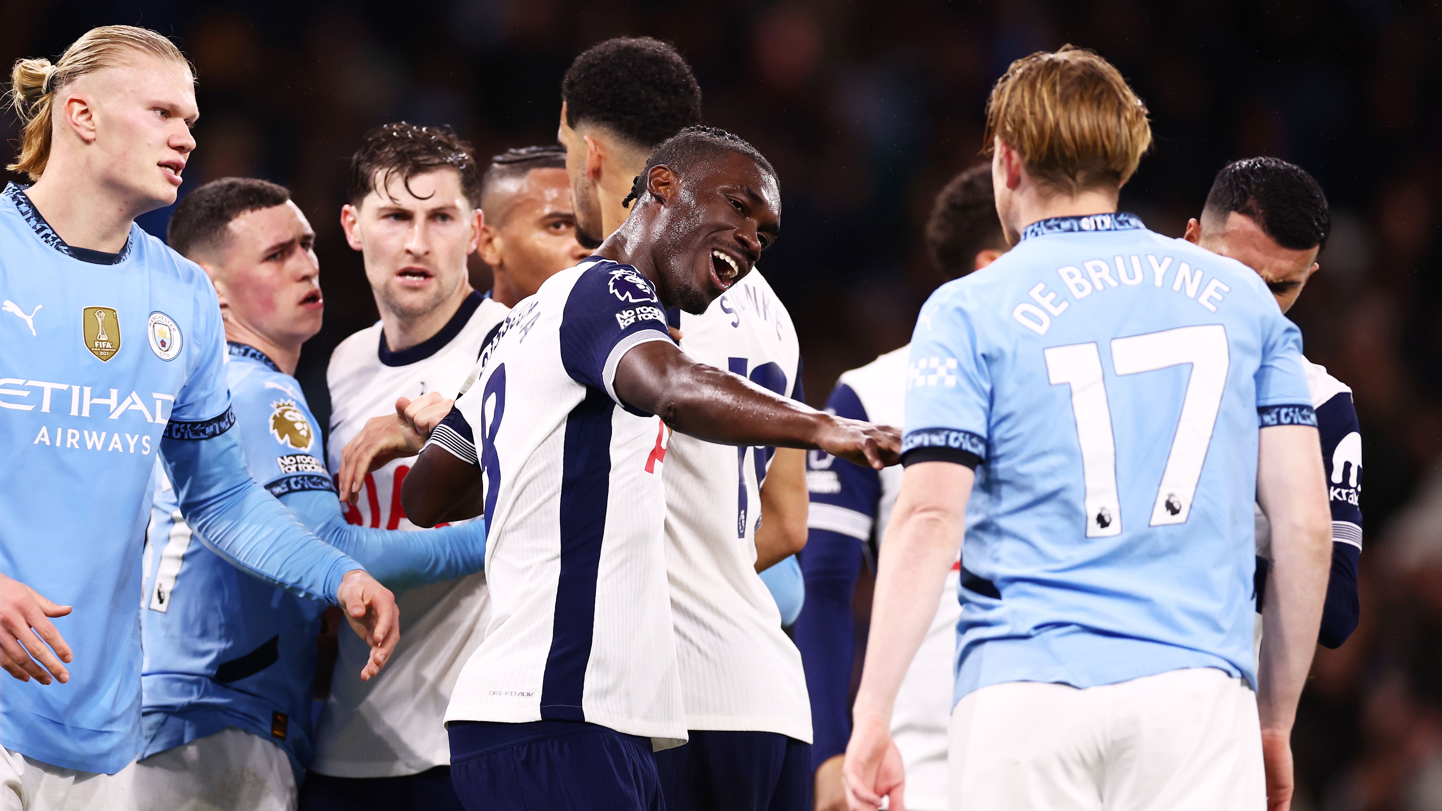 Manchester City FC v Tottenham Hotspur FC - Premier League
