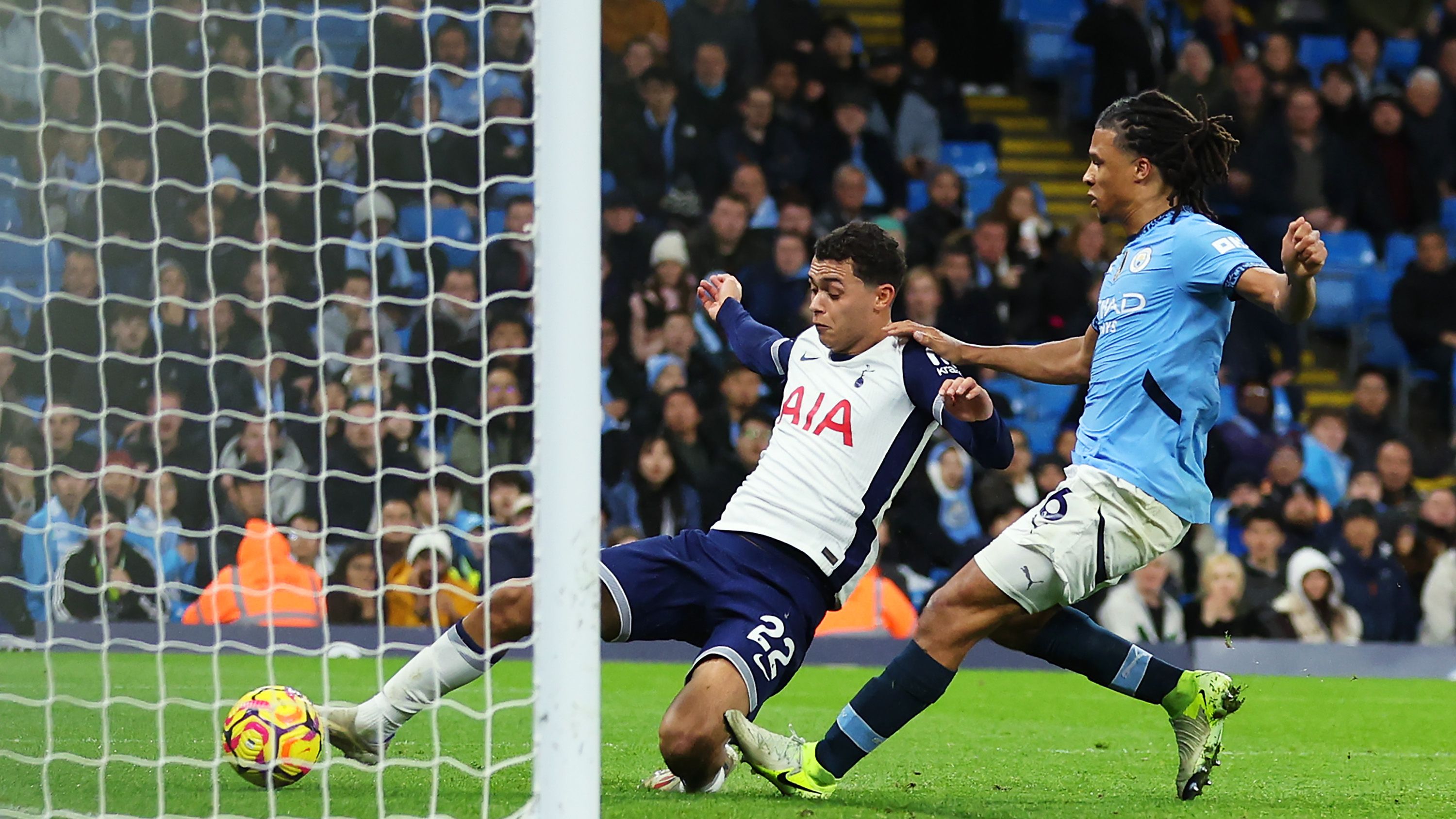 Manchester City FC v Tottenham Hotspur FC - Premier League
