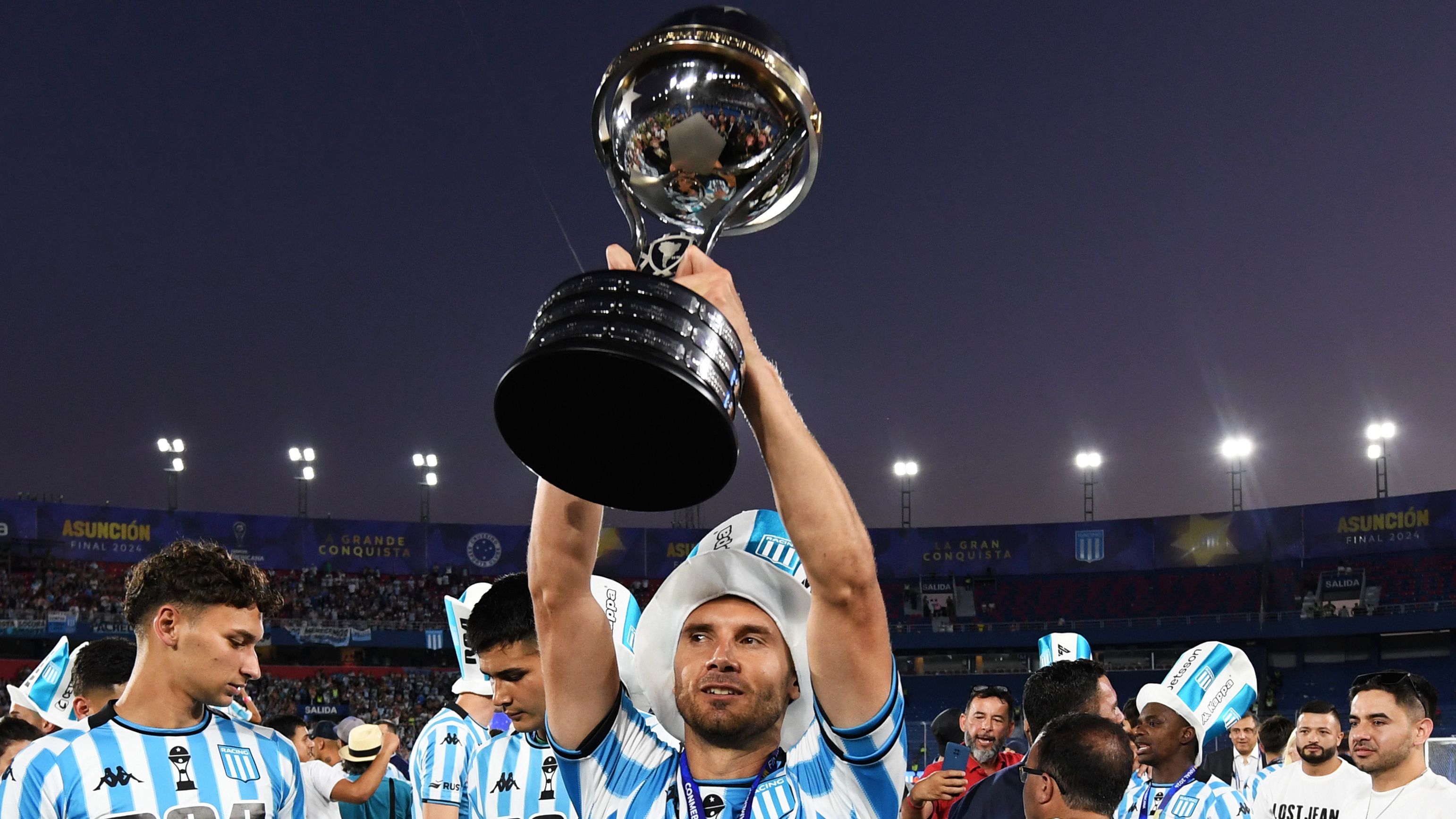 Racing Club v Cruzeiro: Final - Copa CONMEBOL Sudamericana 2024
