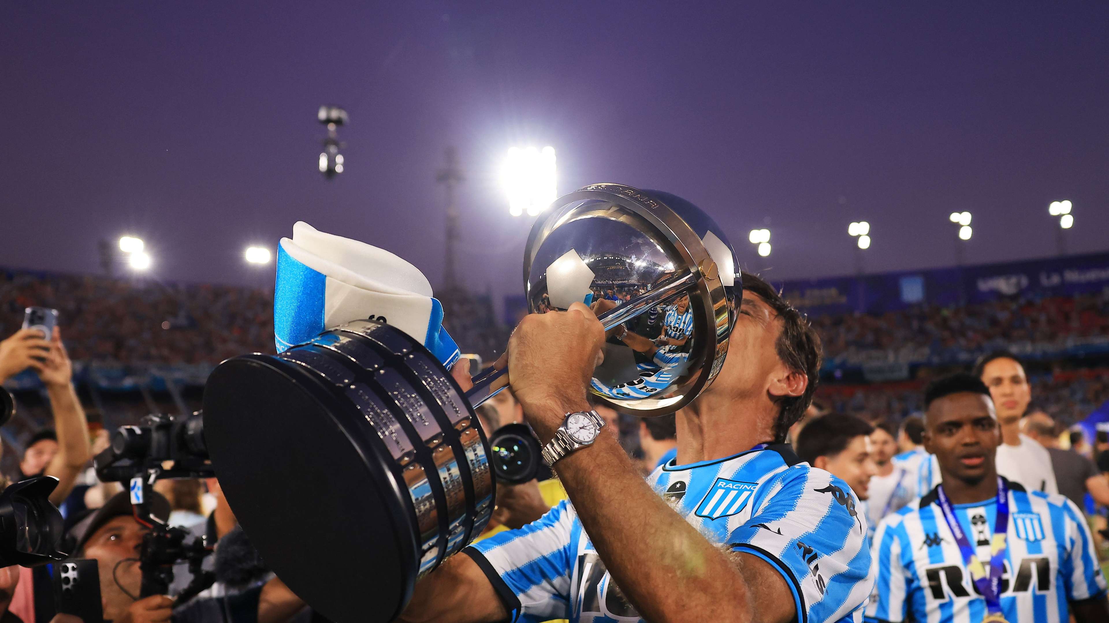 Racing Club v Cruzeiro: Final - Copa CONMEBOL Sudamericana 2024