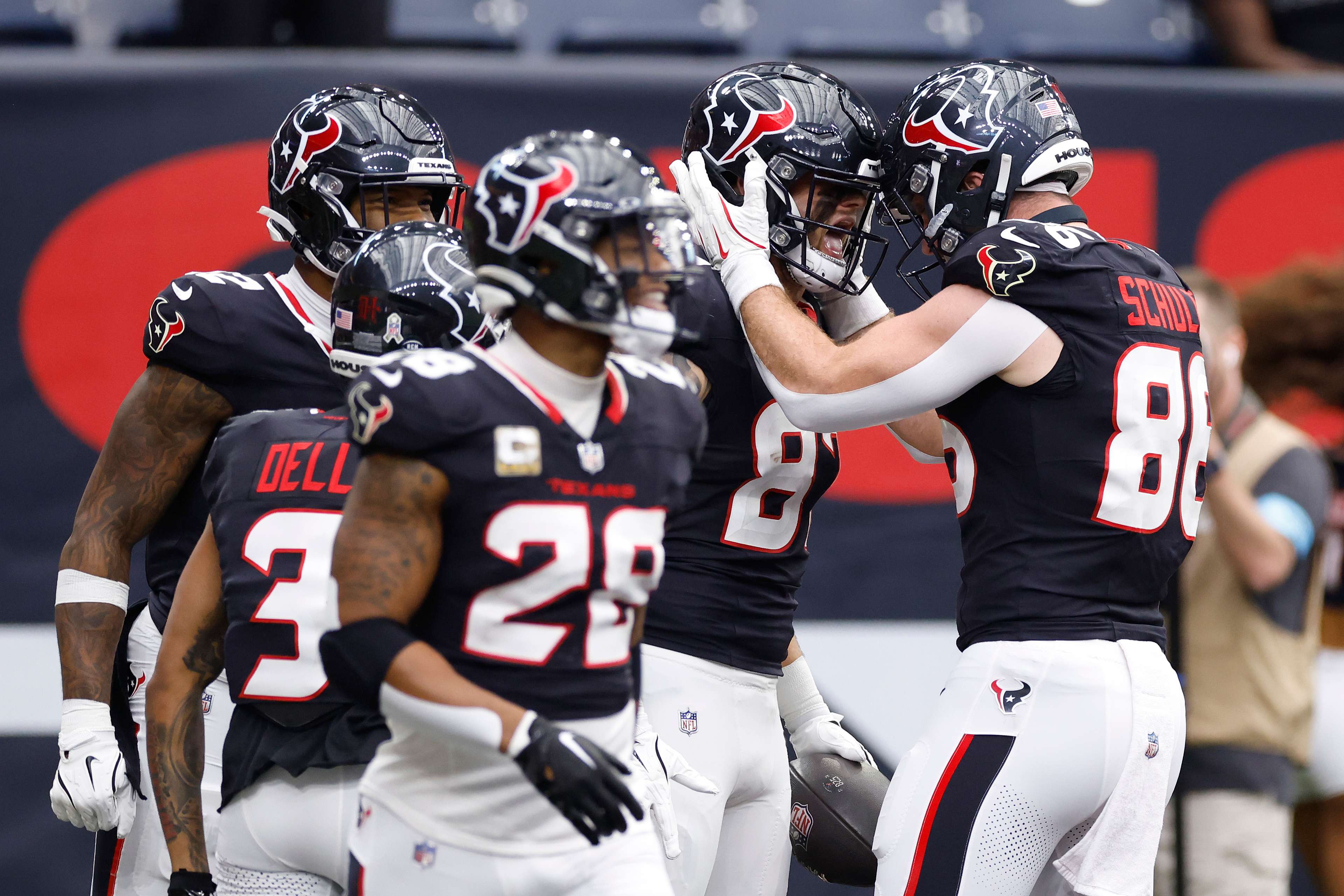 Tennessee Titans v Houston Texans