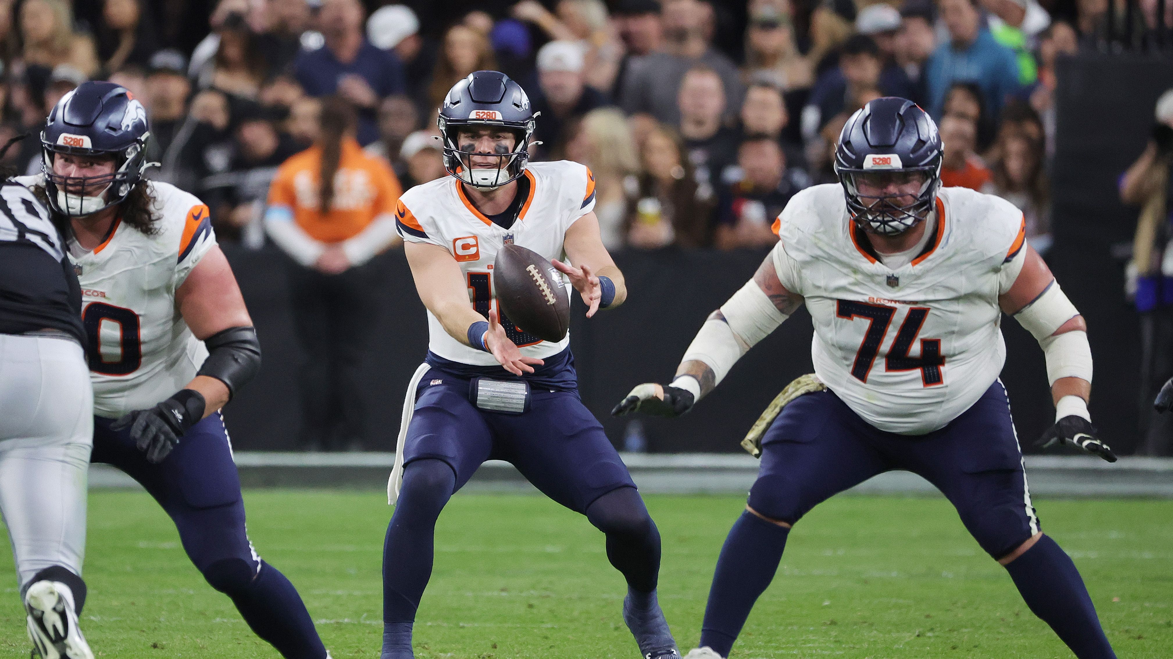 Denver Broncos v Las Vegas Raiders