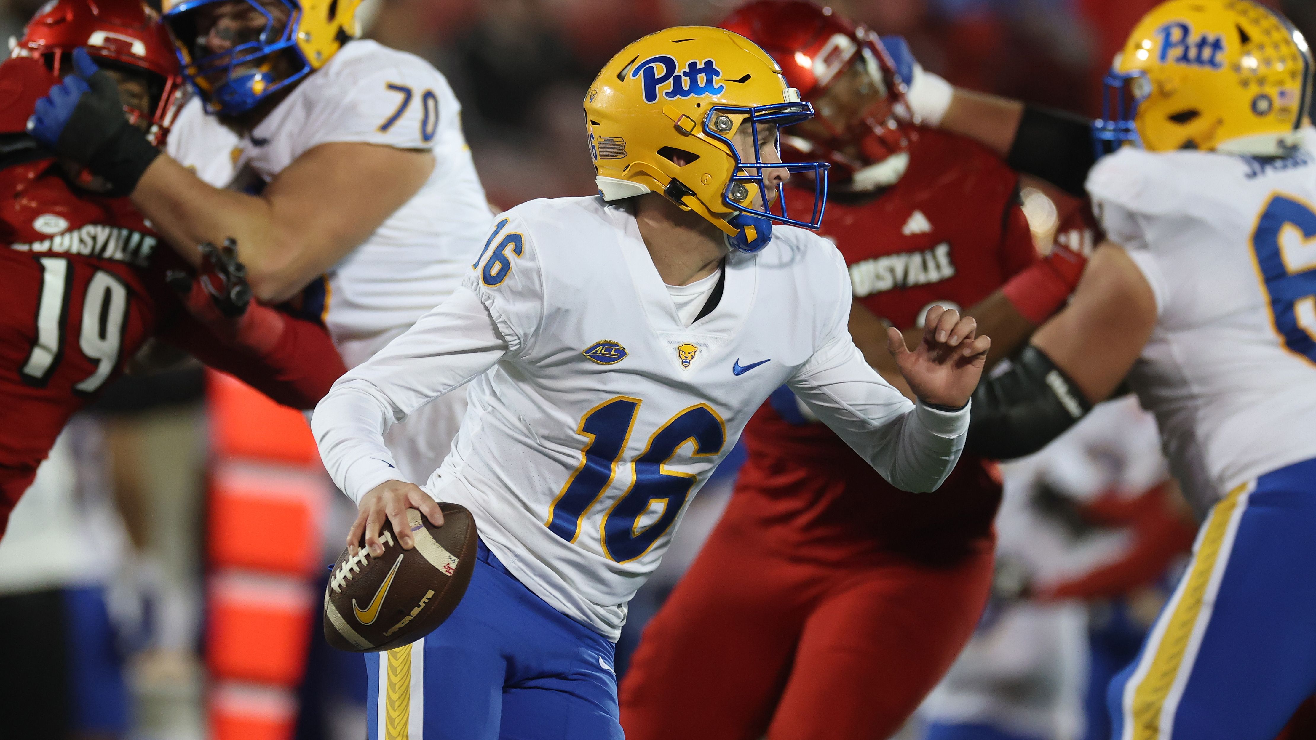 Pittsburgh v Louisville