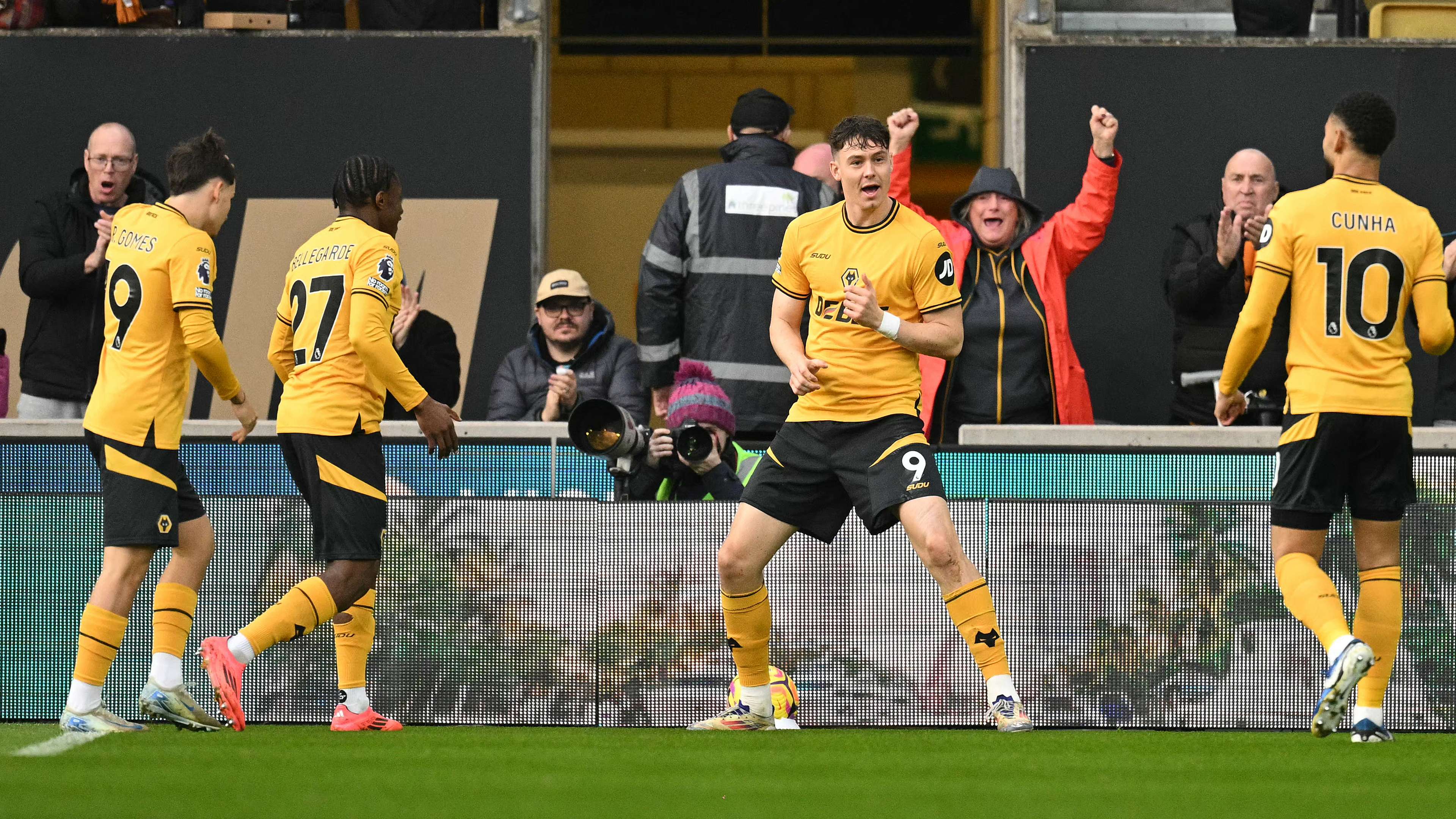 FBL-ENG-PR-WOLVES-BOURNEMOUTH