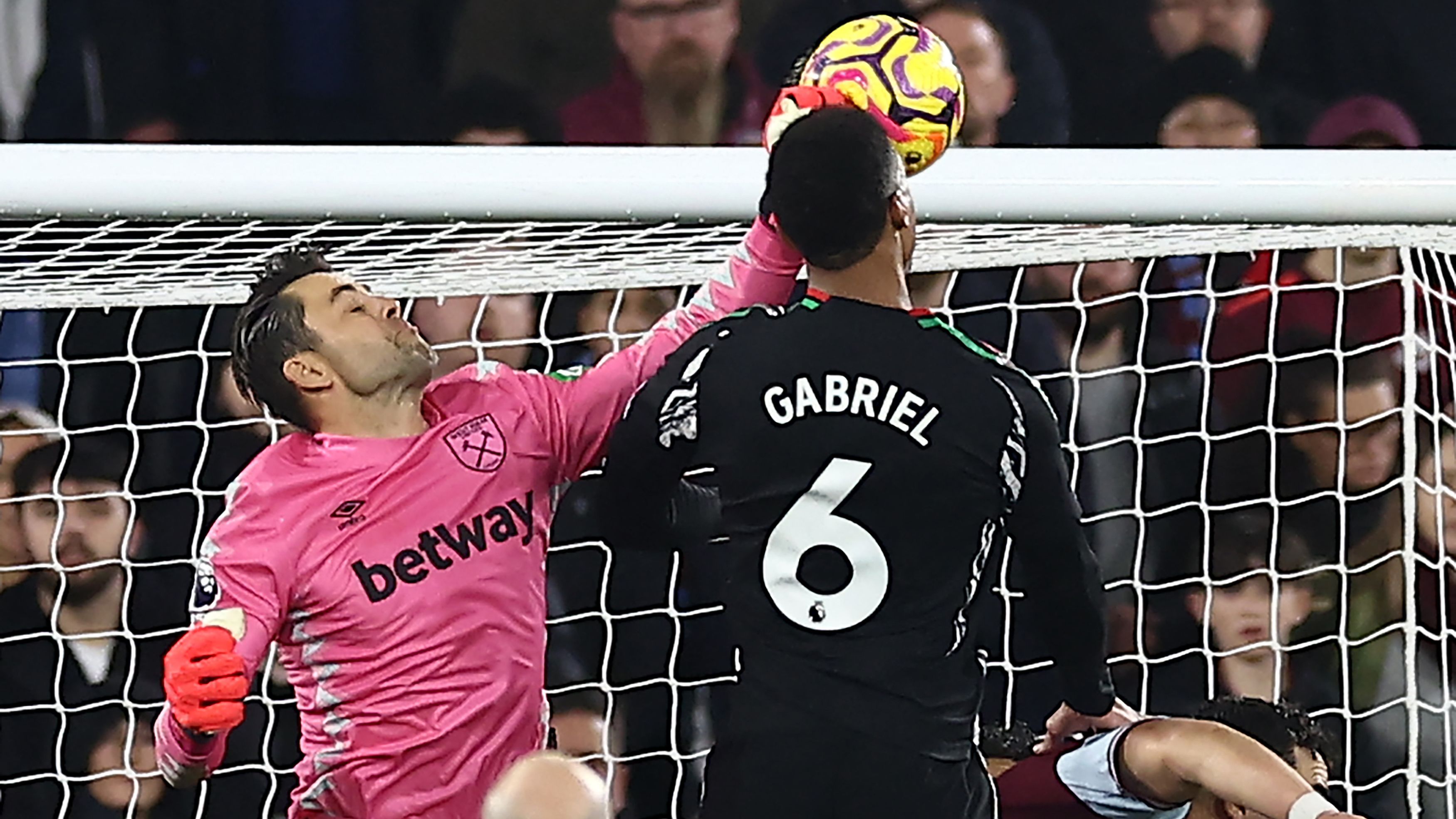 FBL-ENG-PR-WEST HAM-ARSENAL