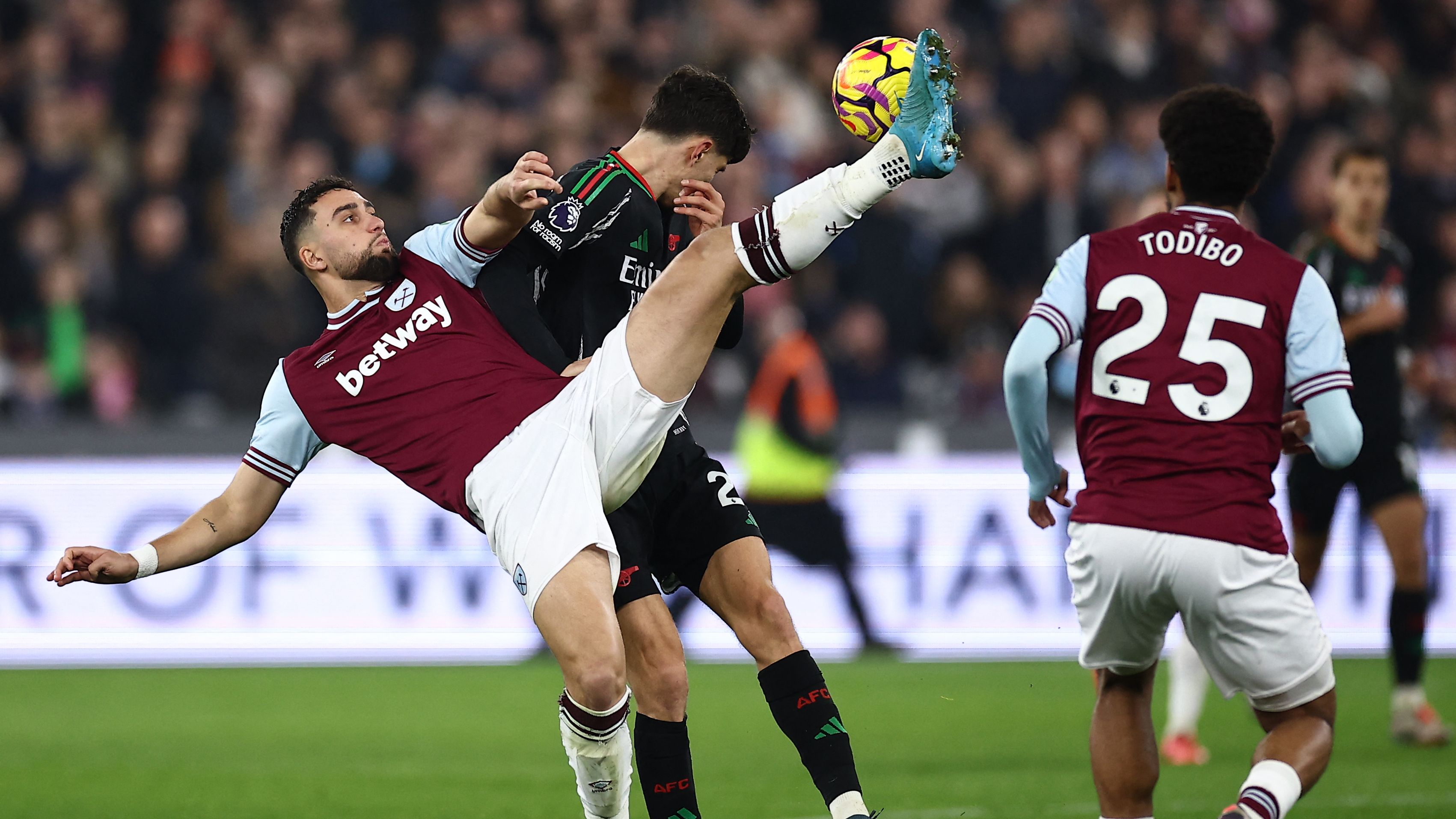 FBL-ENG-PR-WEST HAM-ARSENAL