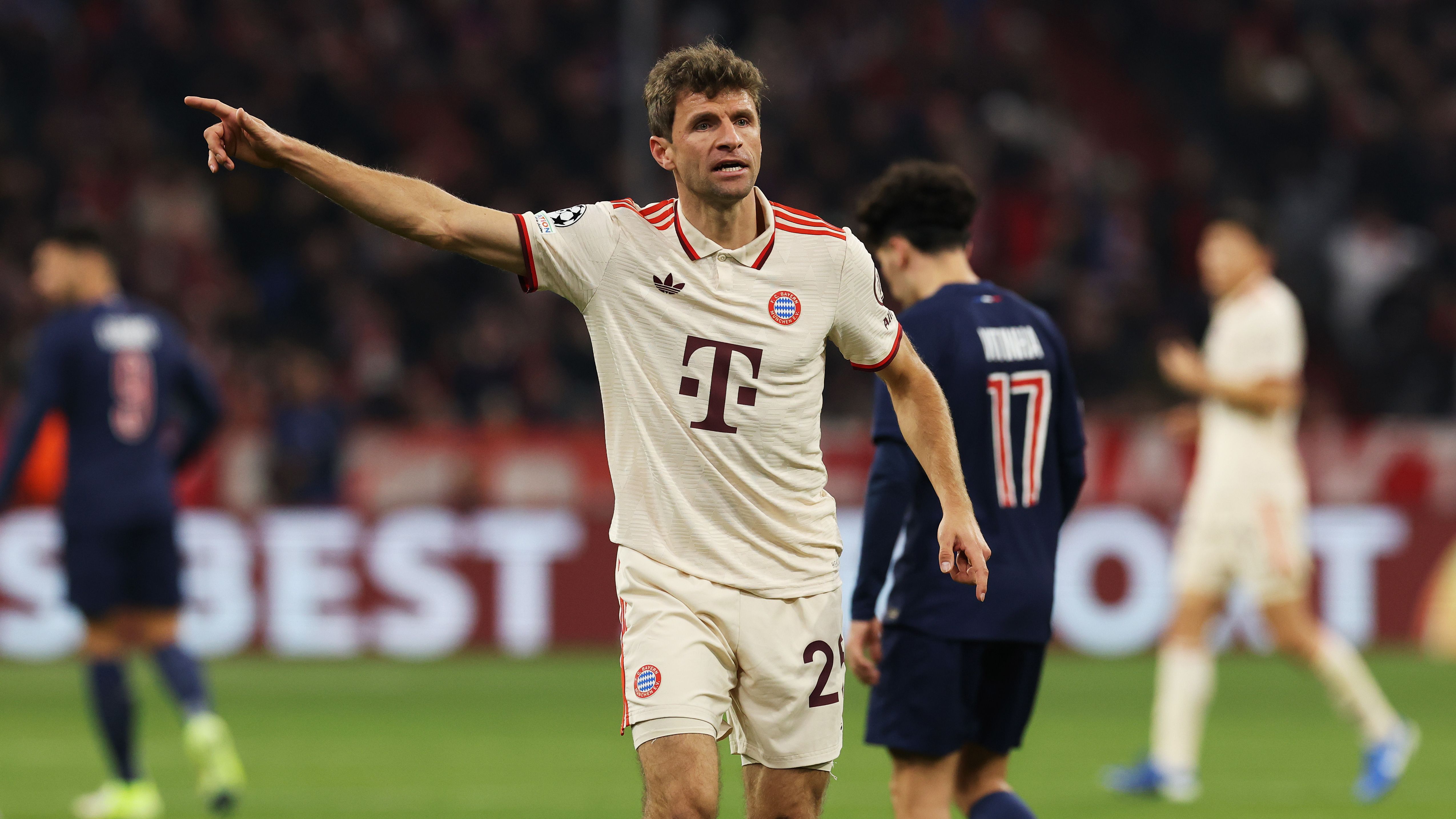 FC Bayern München v Paris Saint-Germain - UEFA Champions League 2024/25 League Phase MD5