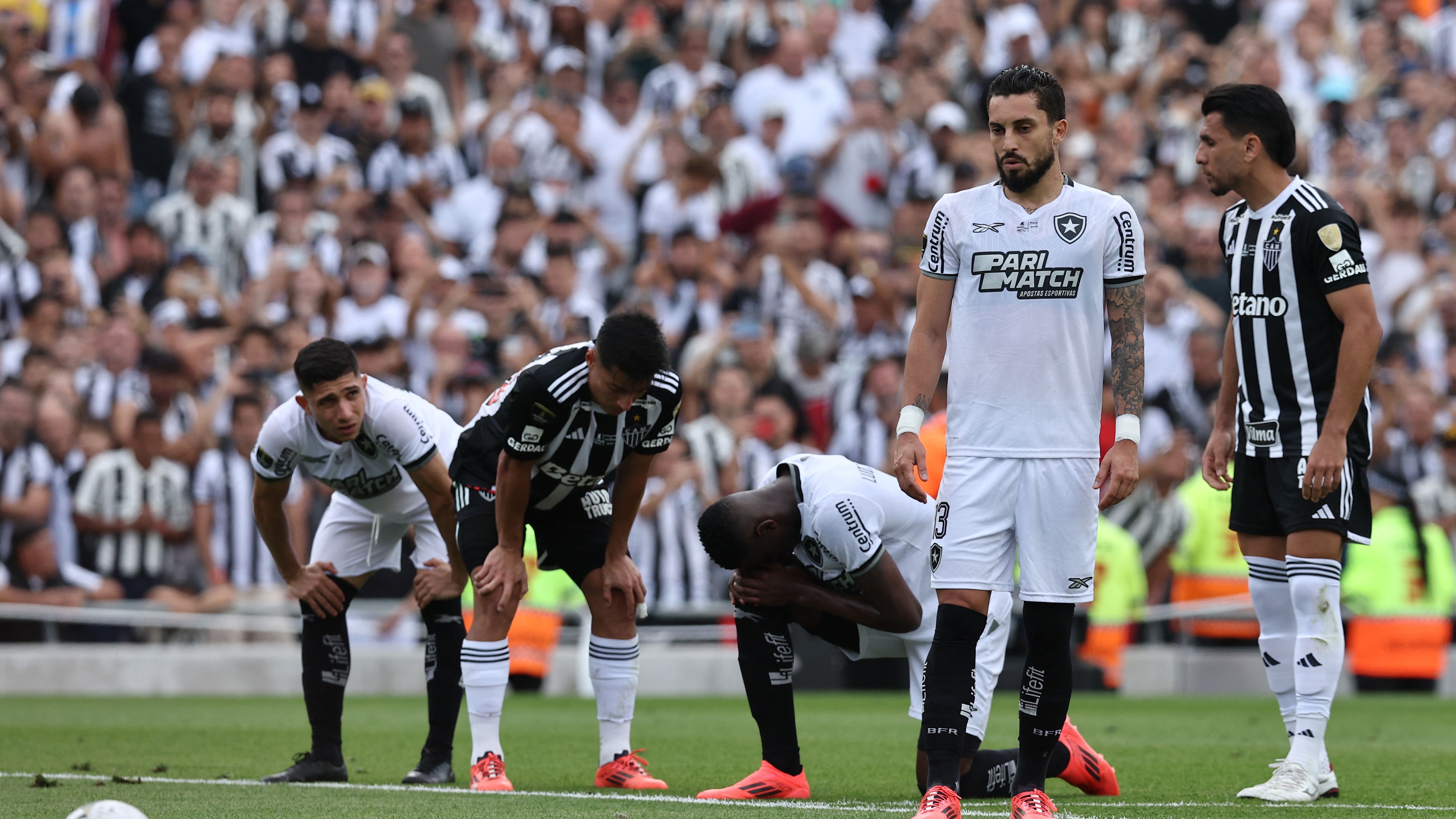 FBL-LIBERTADORES-MINEIRO-BOTAFOGO