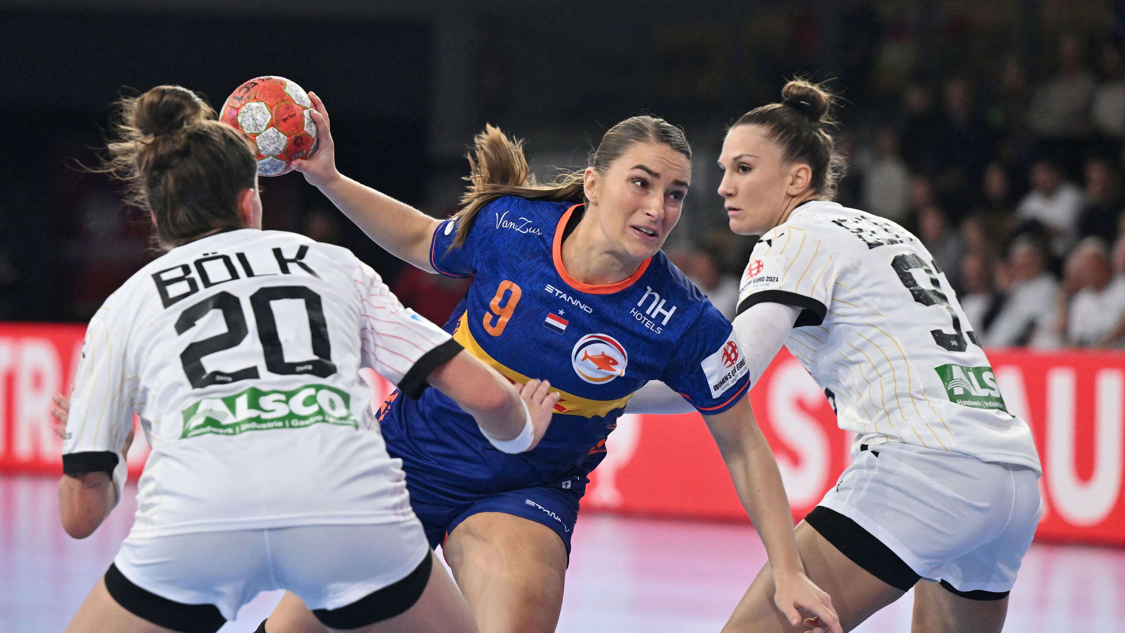 HANDBALL-EURO-2024-WOMEN-NED-GER