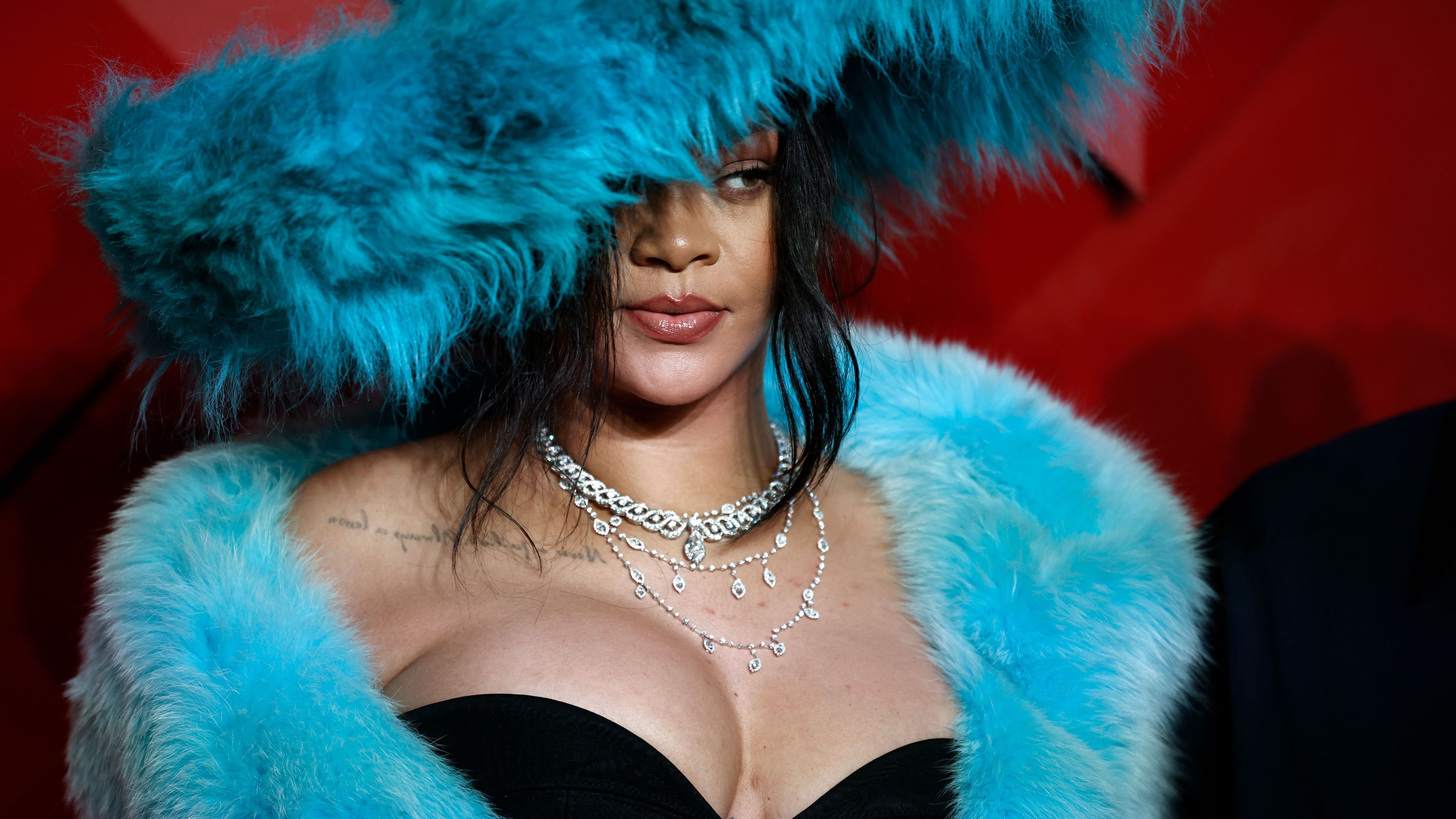 BRITAIN-FASHION-AWARD