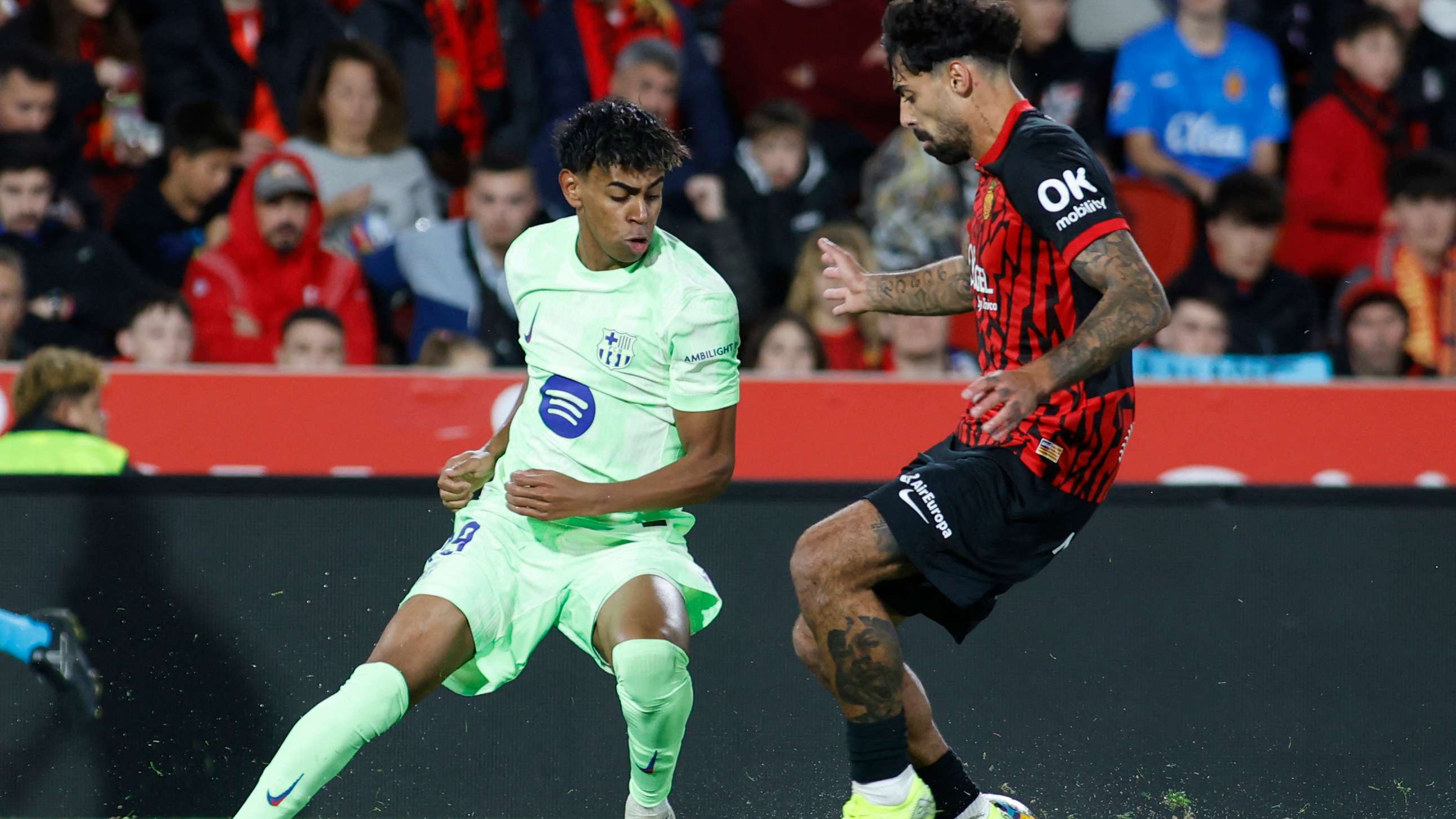 FBL-ESP-LIGA-MALLORCA-BARCELONA