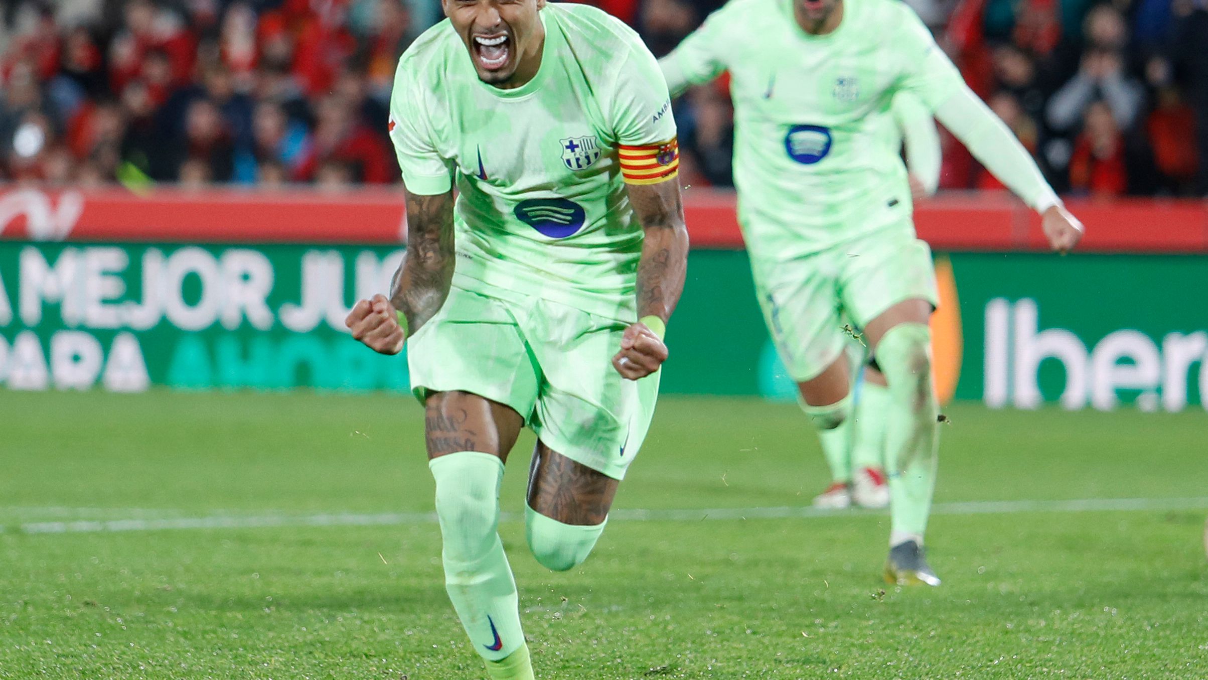 FBL-ESP-LIGA-MALLORCA-BARCELONA