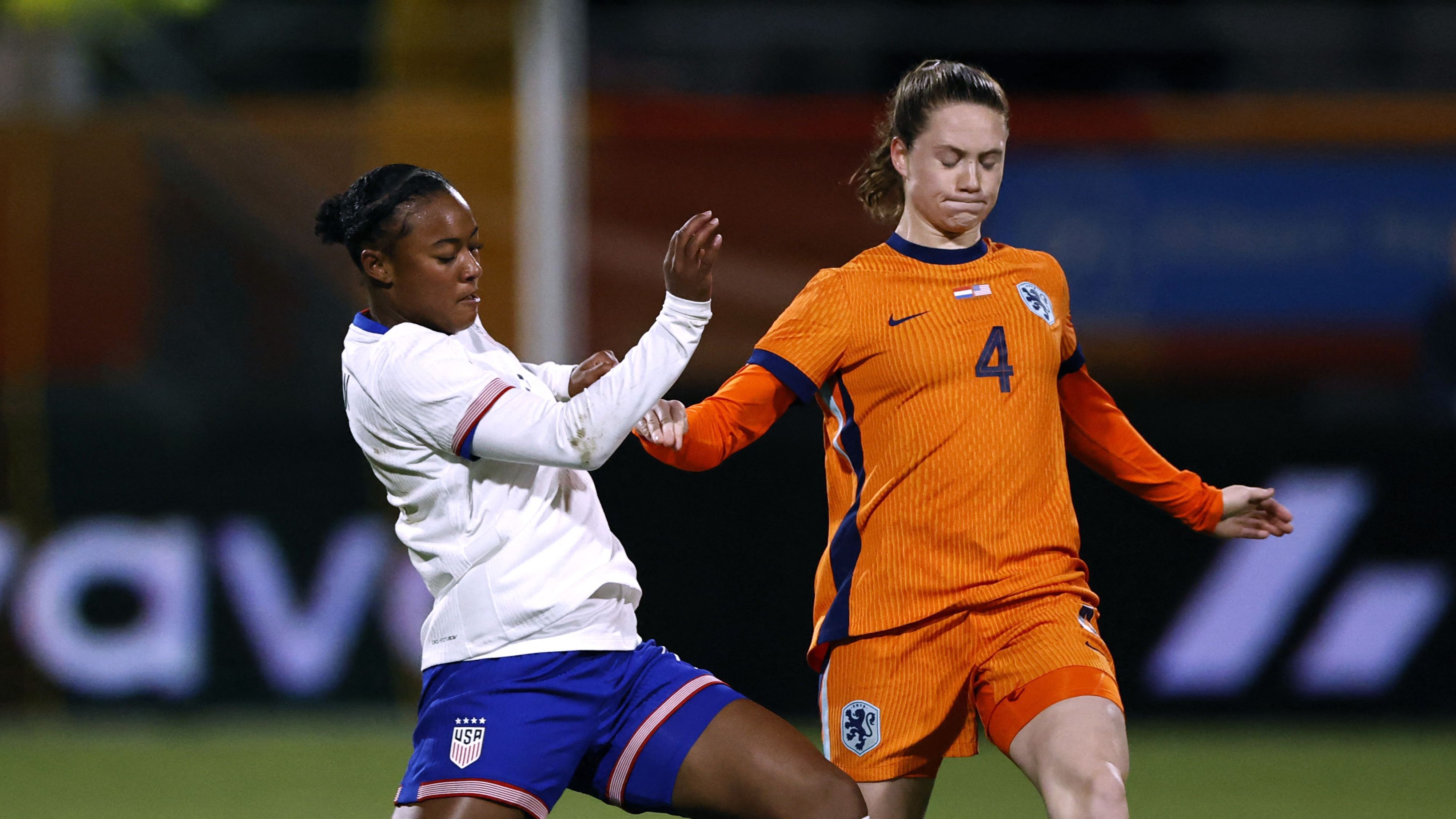 FBL-WOMEN-FRIENDLY-NED-USA