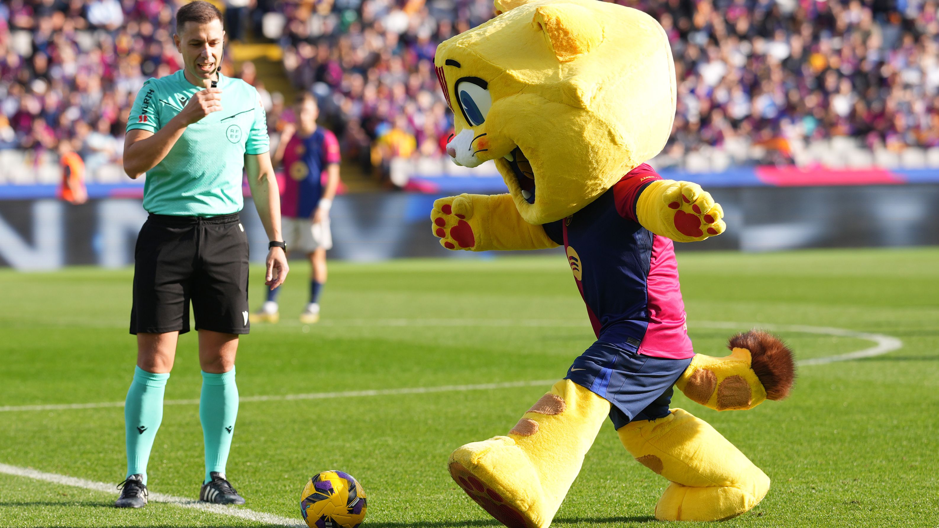 FC Barcelona v UD Las Palmas - La Liga EA Sports