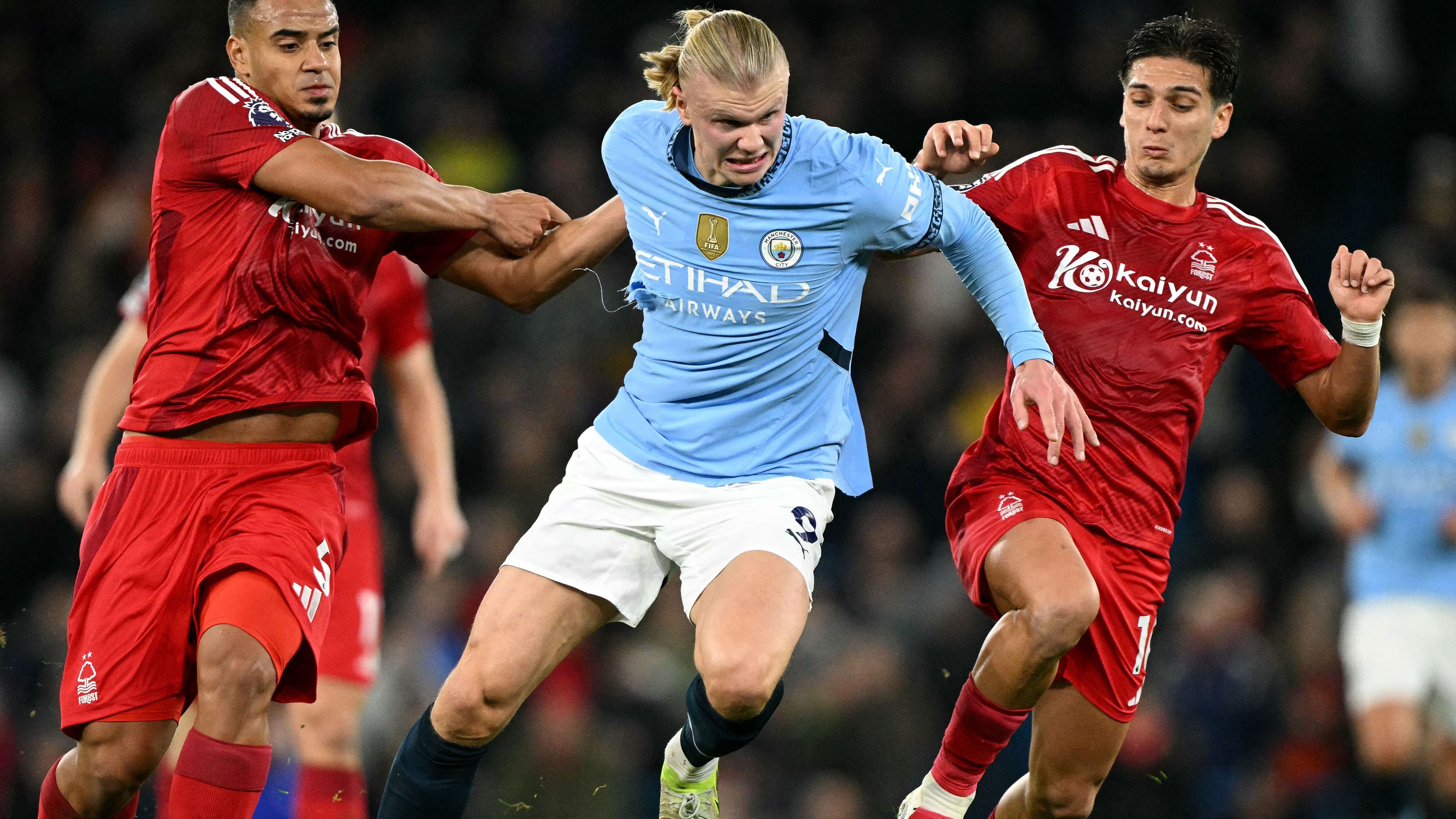 FBL-ENG-PR-MAN CITY-NOTTINGHAM FOREST