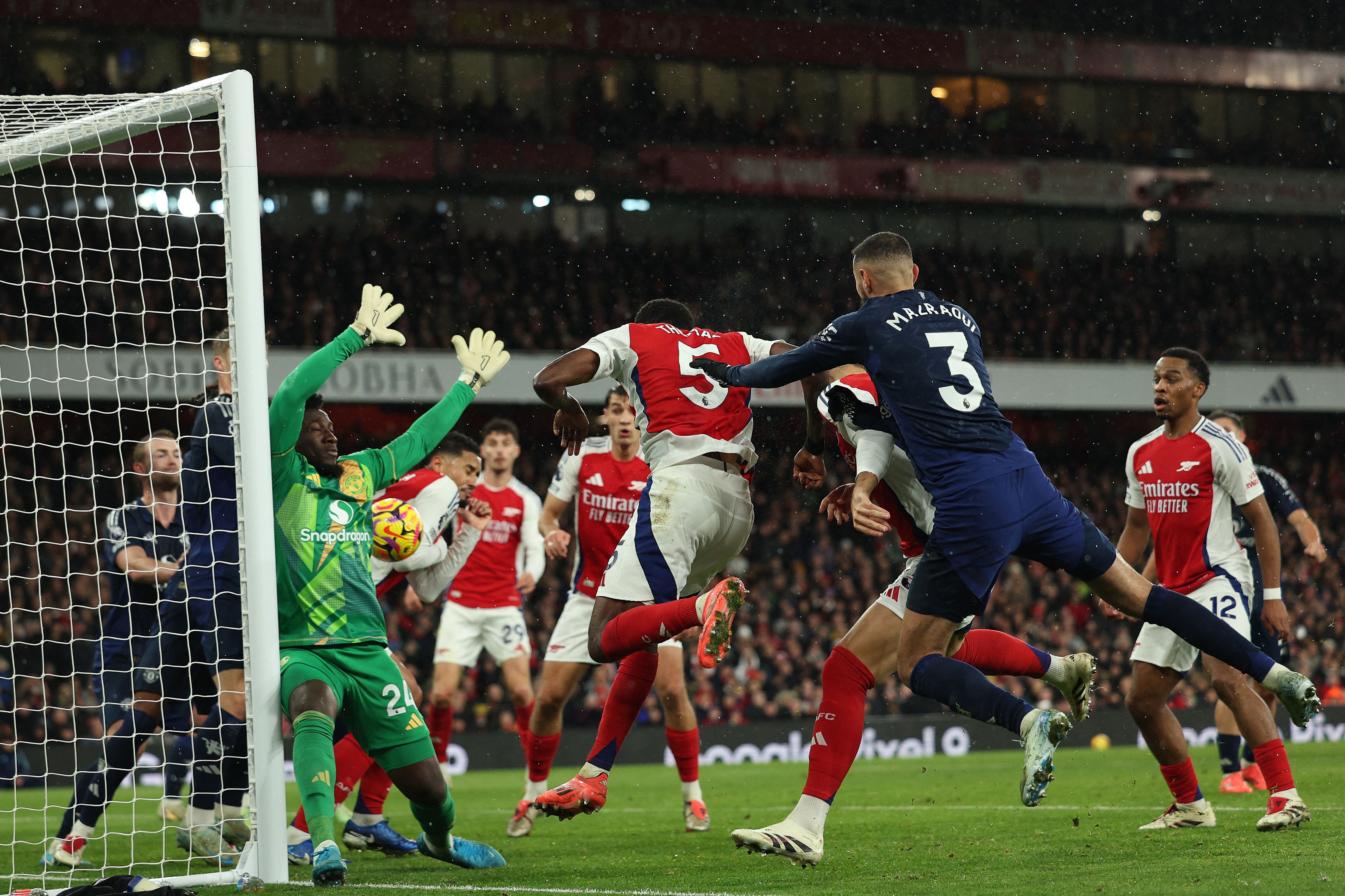 FBL-ENG-PR-ARSENAL-MAN UTD