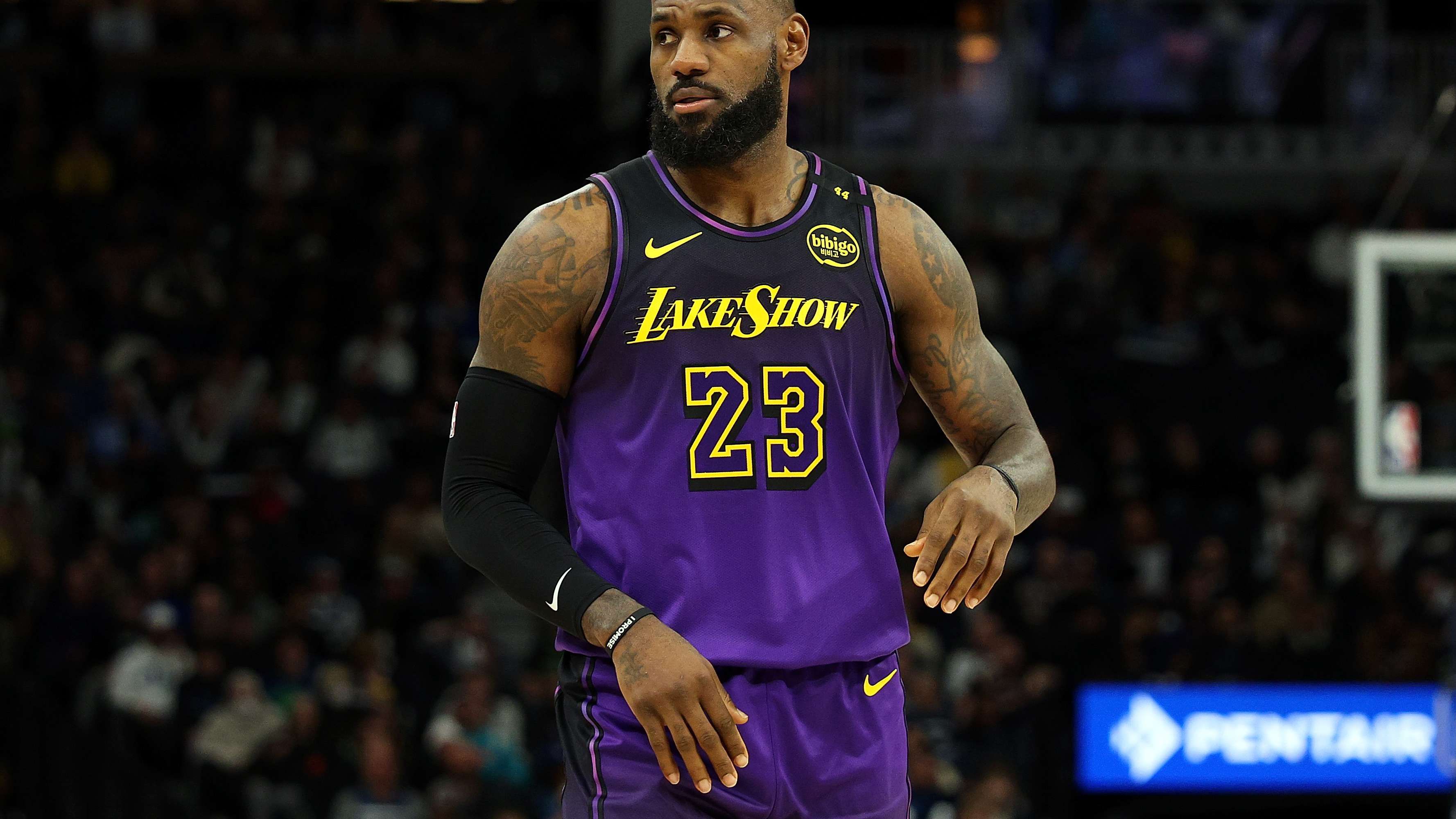 Los Angeles Lakers v Minnesota Timberwolves