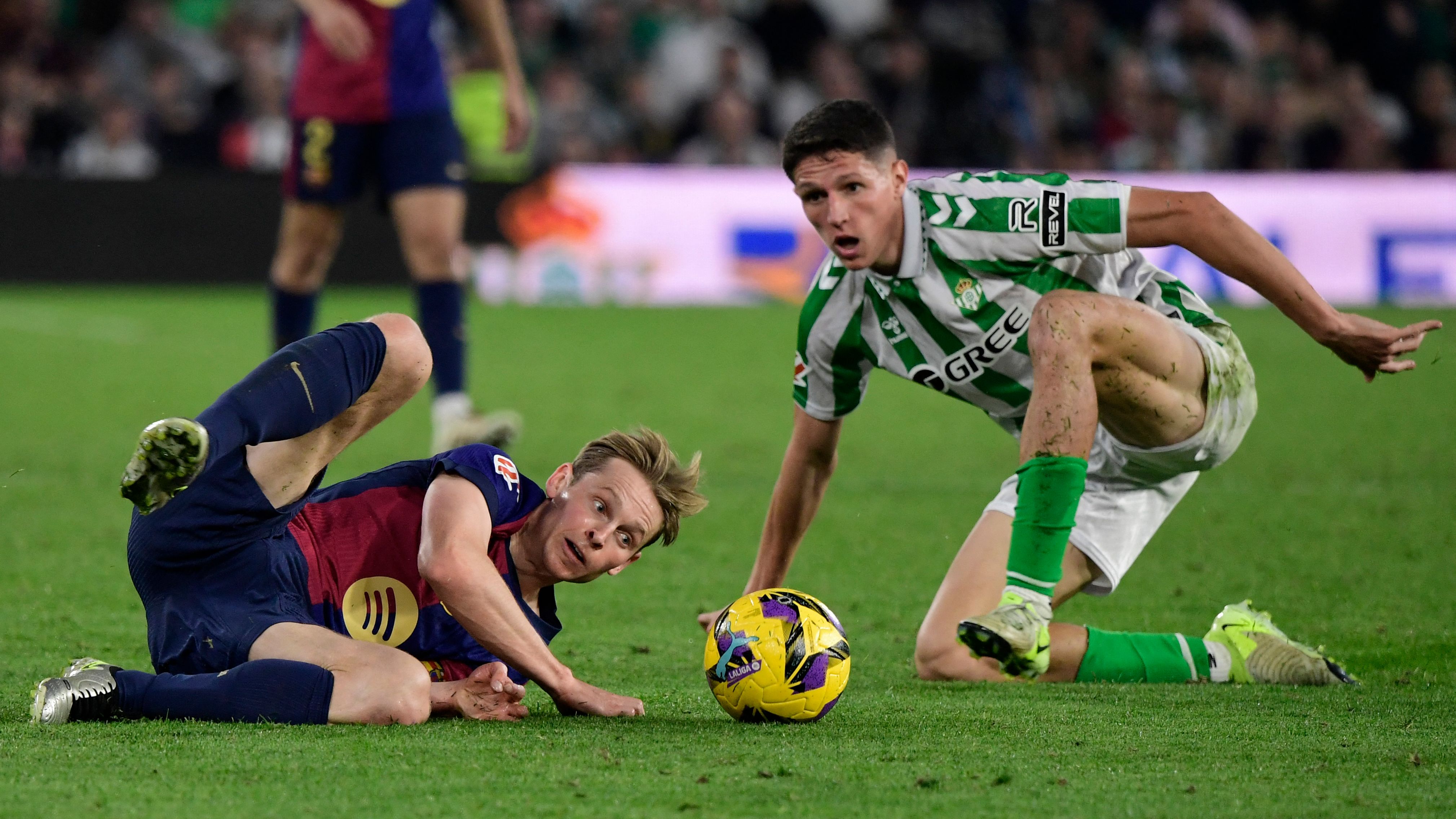 FBL-ESP-LIGA-BETIS-BARCELONA