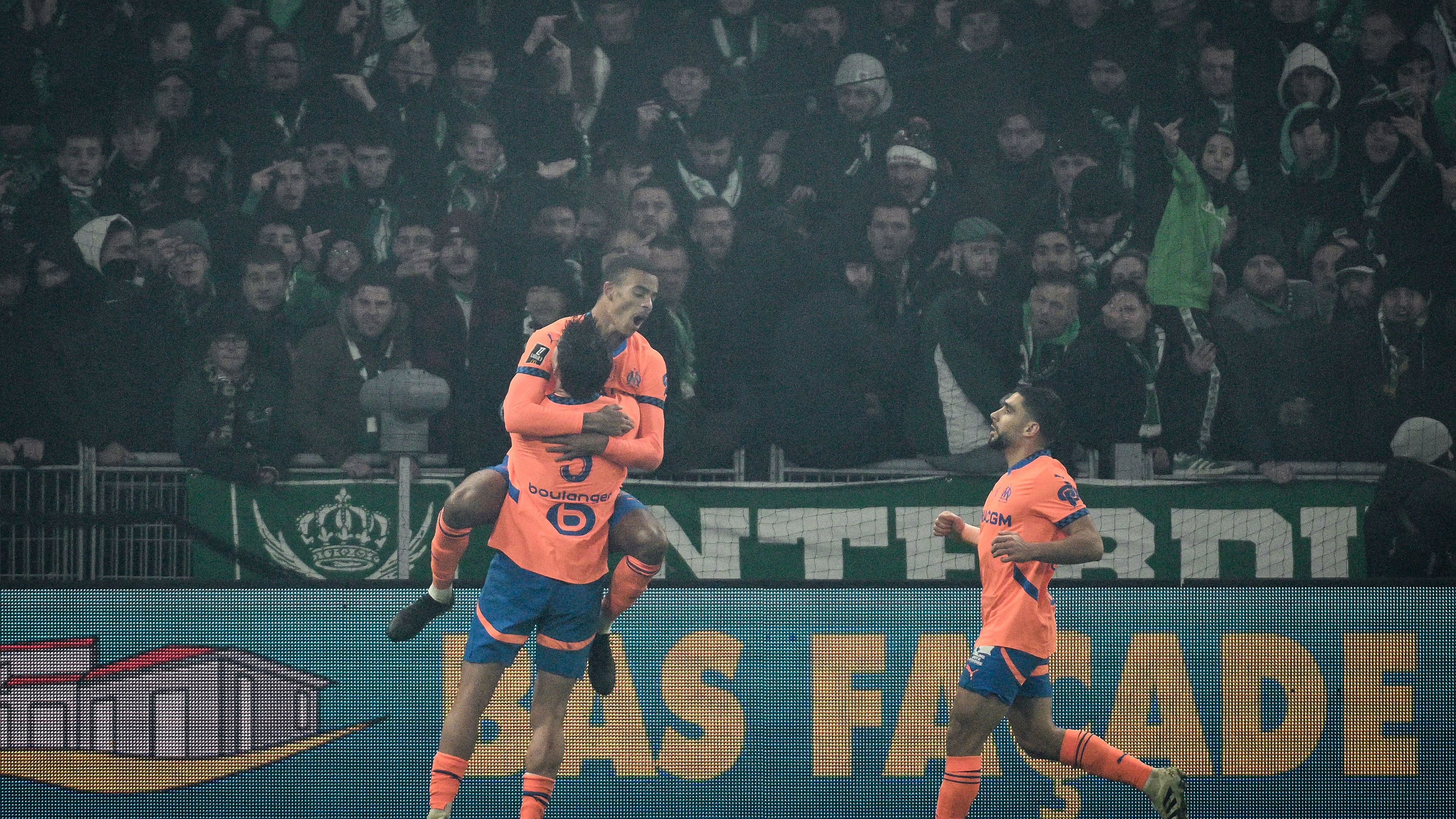 FBL-FRA-LIGUE1-SAINT-ETIENNE-MARSEILLE