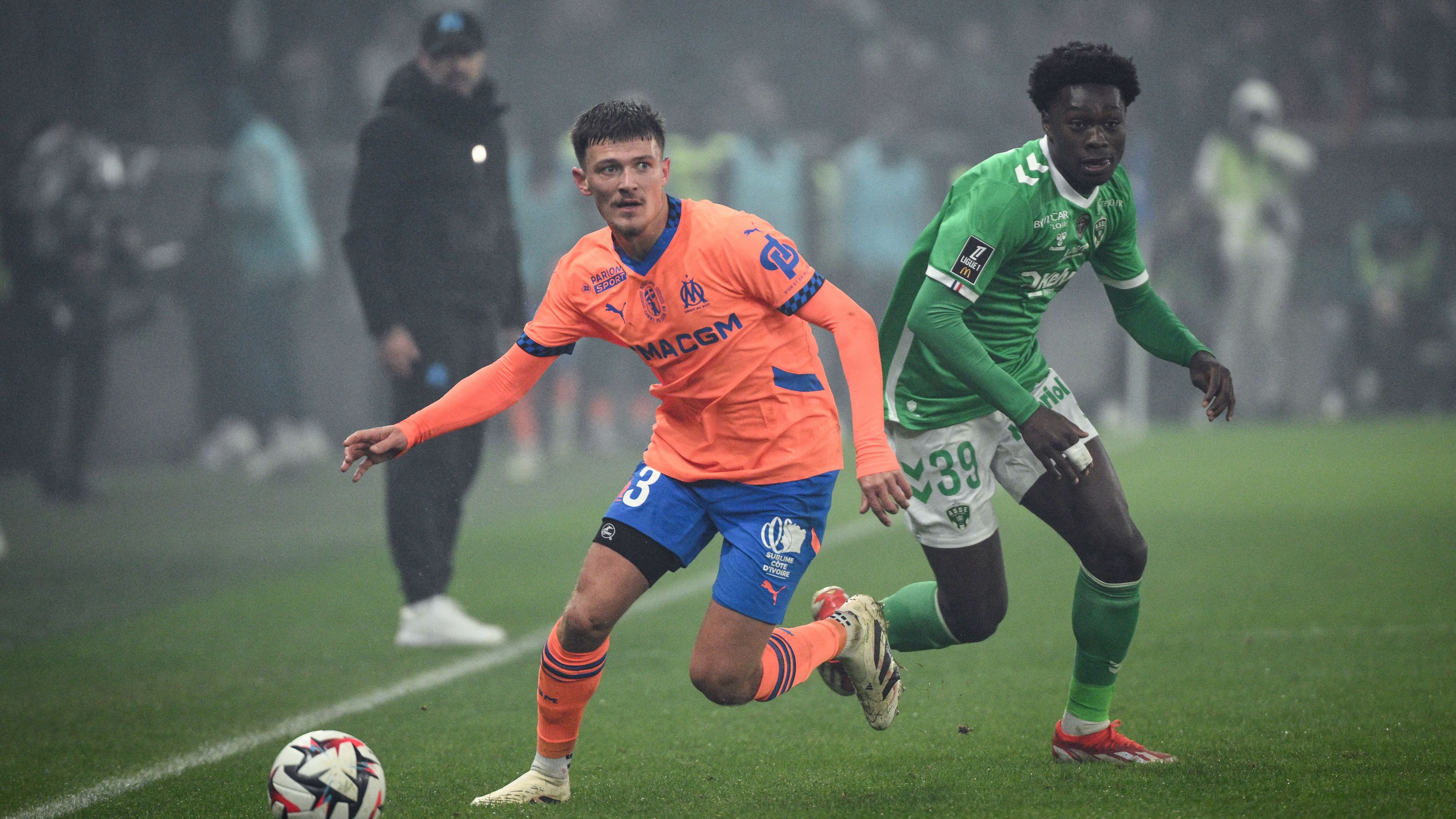 FBL-FRA-LIGUE1-SAINT-ETIENNE-MARSEILLE