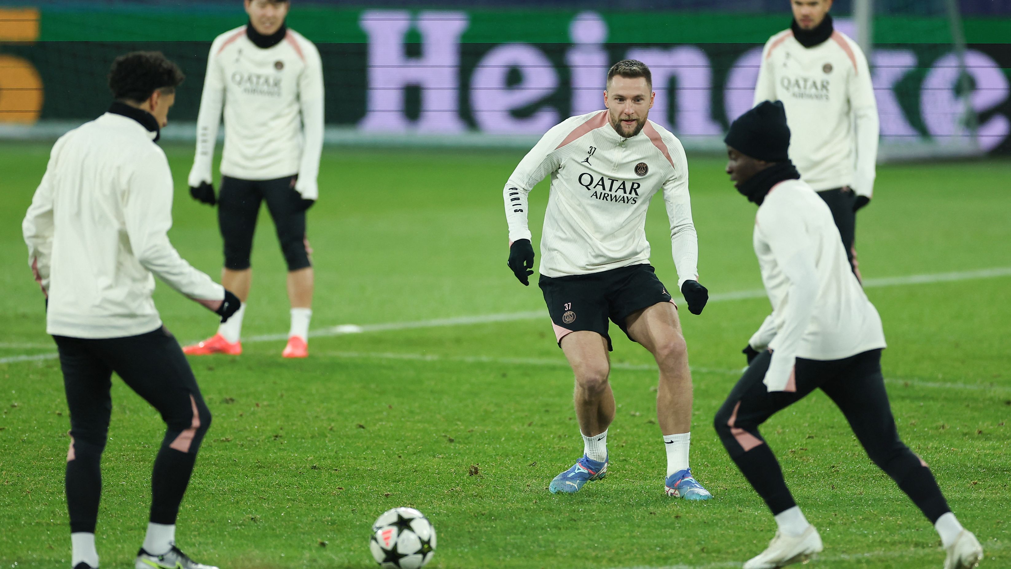 FBL-EUR-C1-PSG-TRAINING