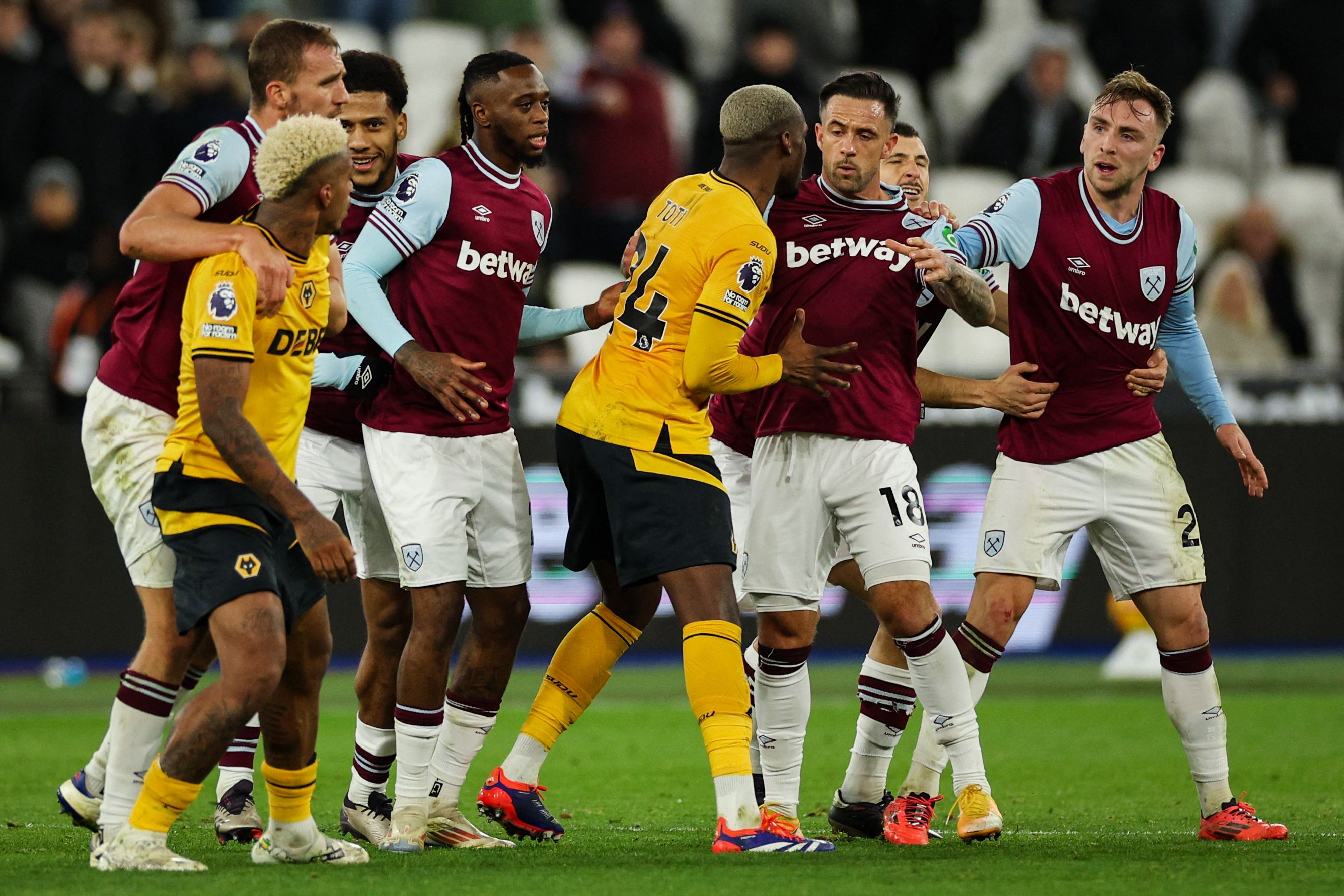 FBL-ENG-PR-WEST HAM-WOLVES