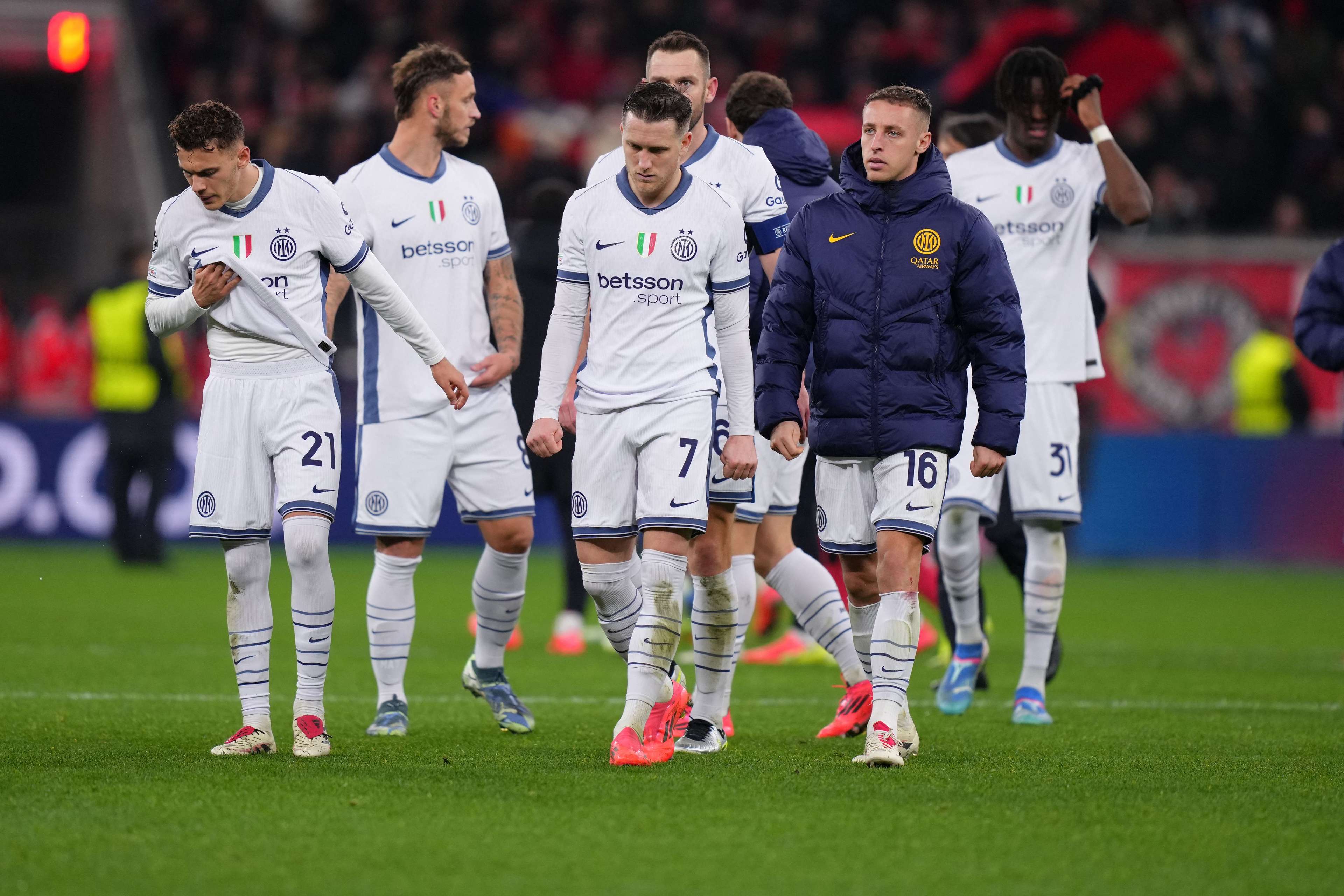 FBL-EUR-C1-LEVERKUSEN-INTER