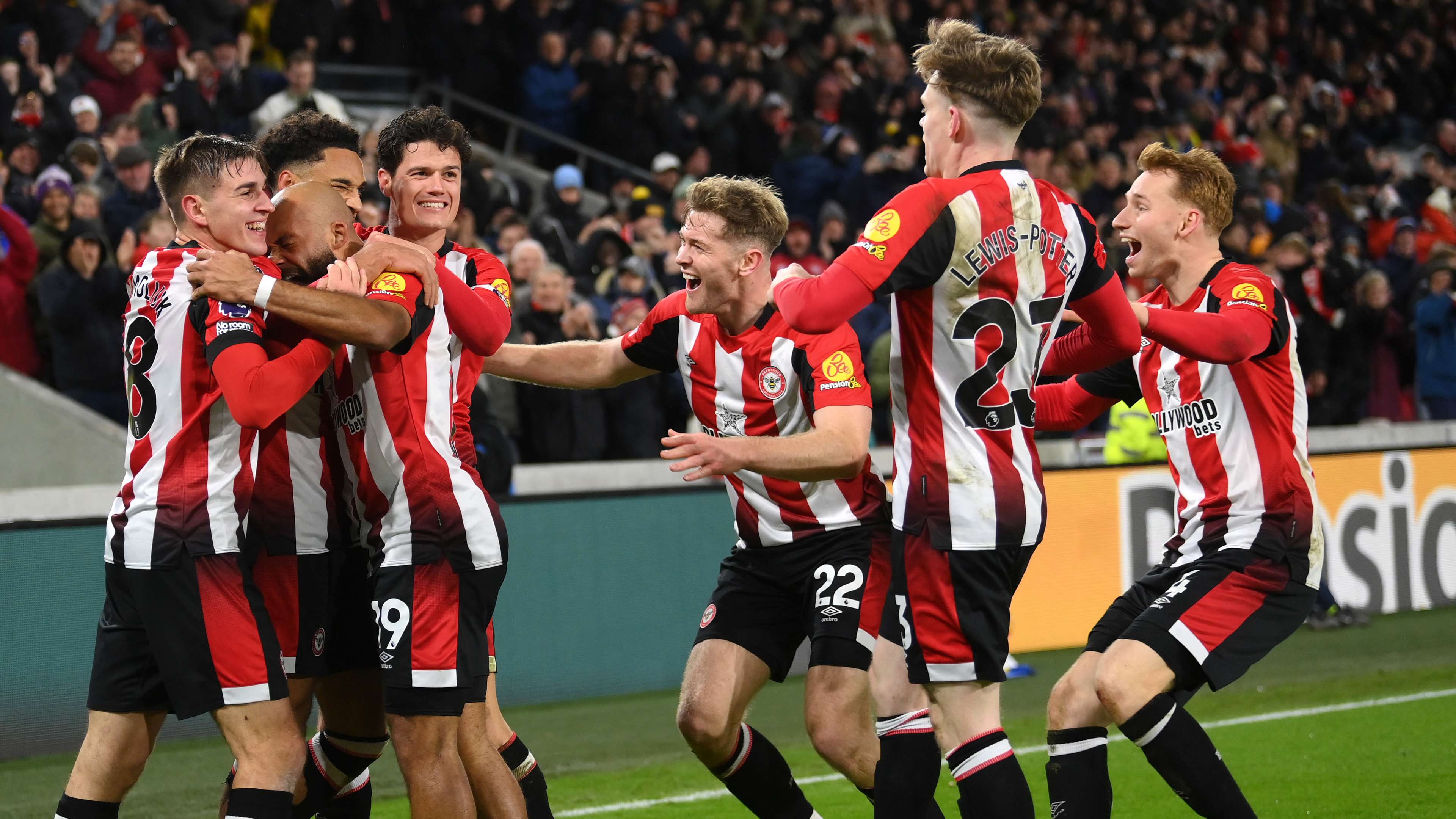 Brentford FC v Newcastle United FC - Premier League