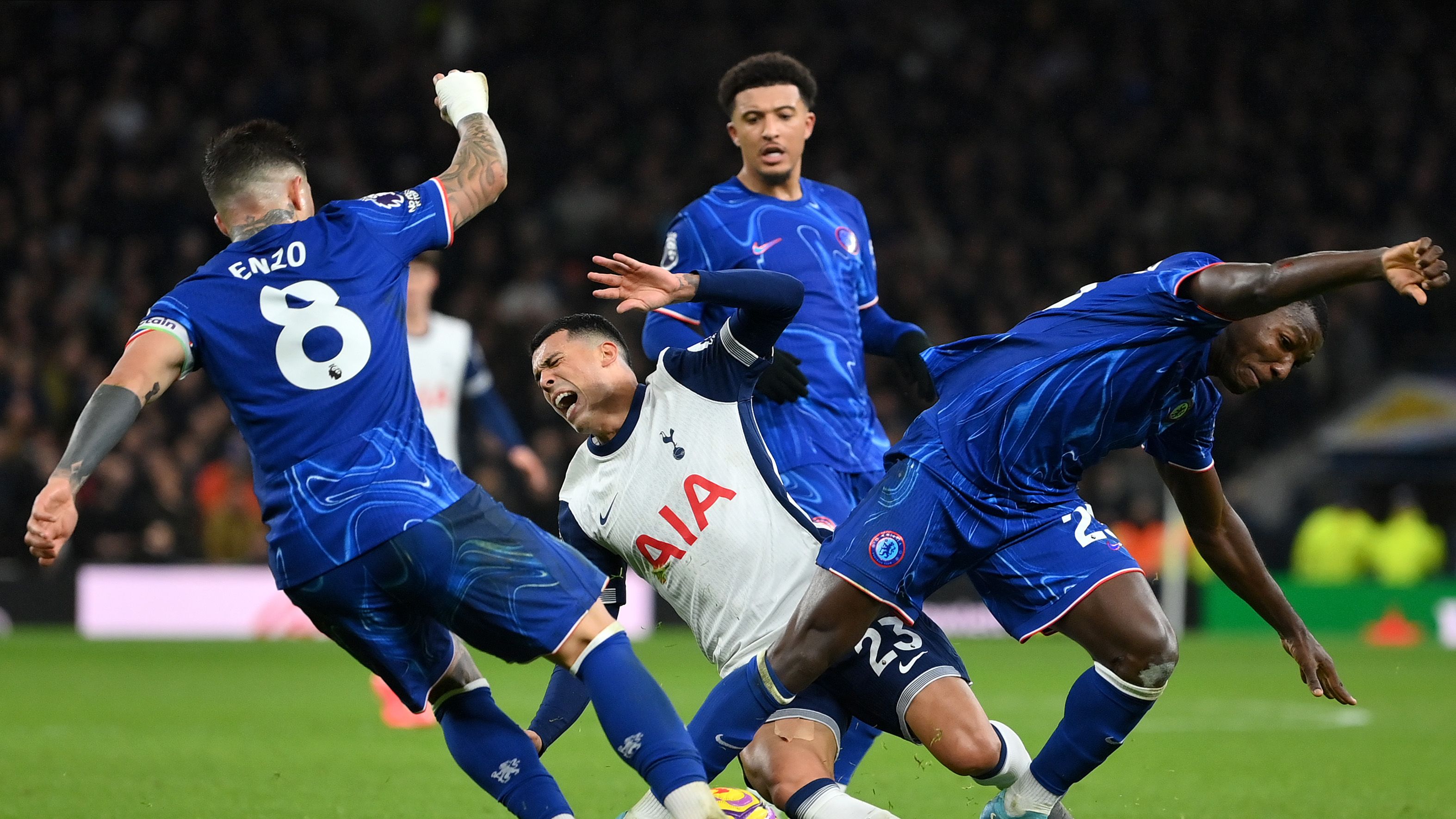 أخبار الانتقالات | ليفربول يرفض الاستسلام مع آرنولد وريال مدريد يتجه إلى تشيلسي لتعويض كروس | العربية Goal.com