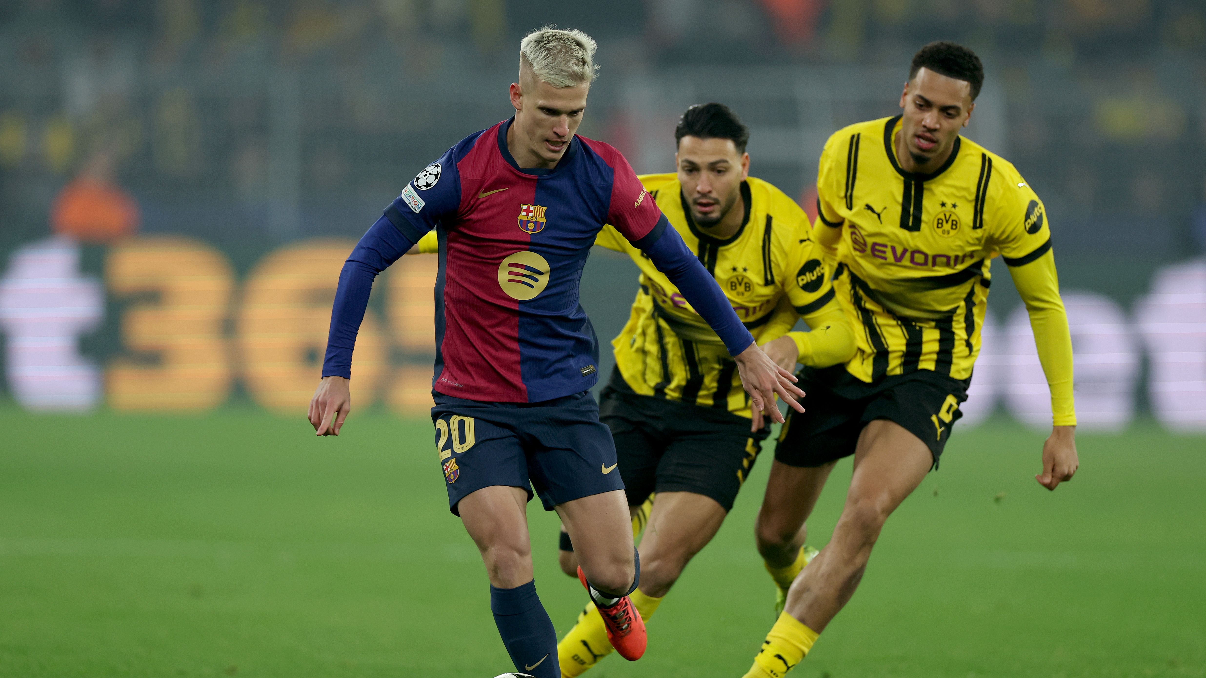 Borussia Dortmund v FC Barcelona - UEFA Champions League 2024/25 League Phase MD6