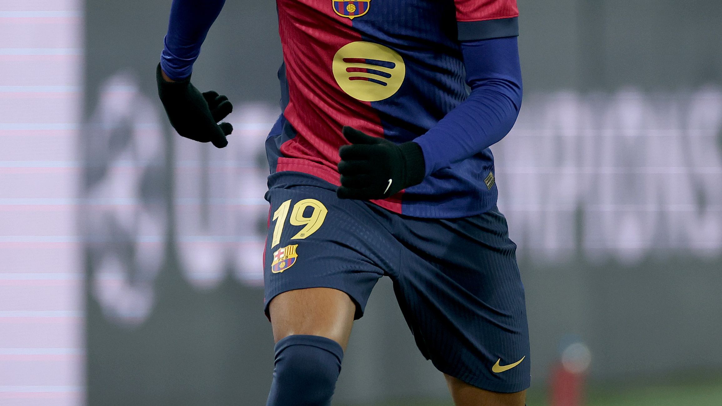 Borussia Dortmund v FC Barcelona - UEFA Champions League 2024/25 League Phase MD6