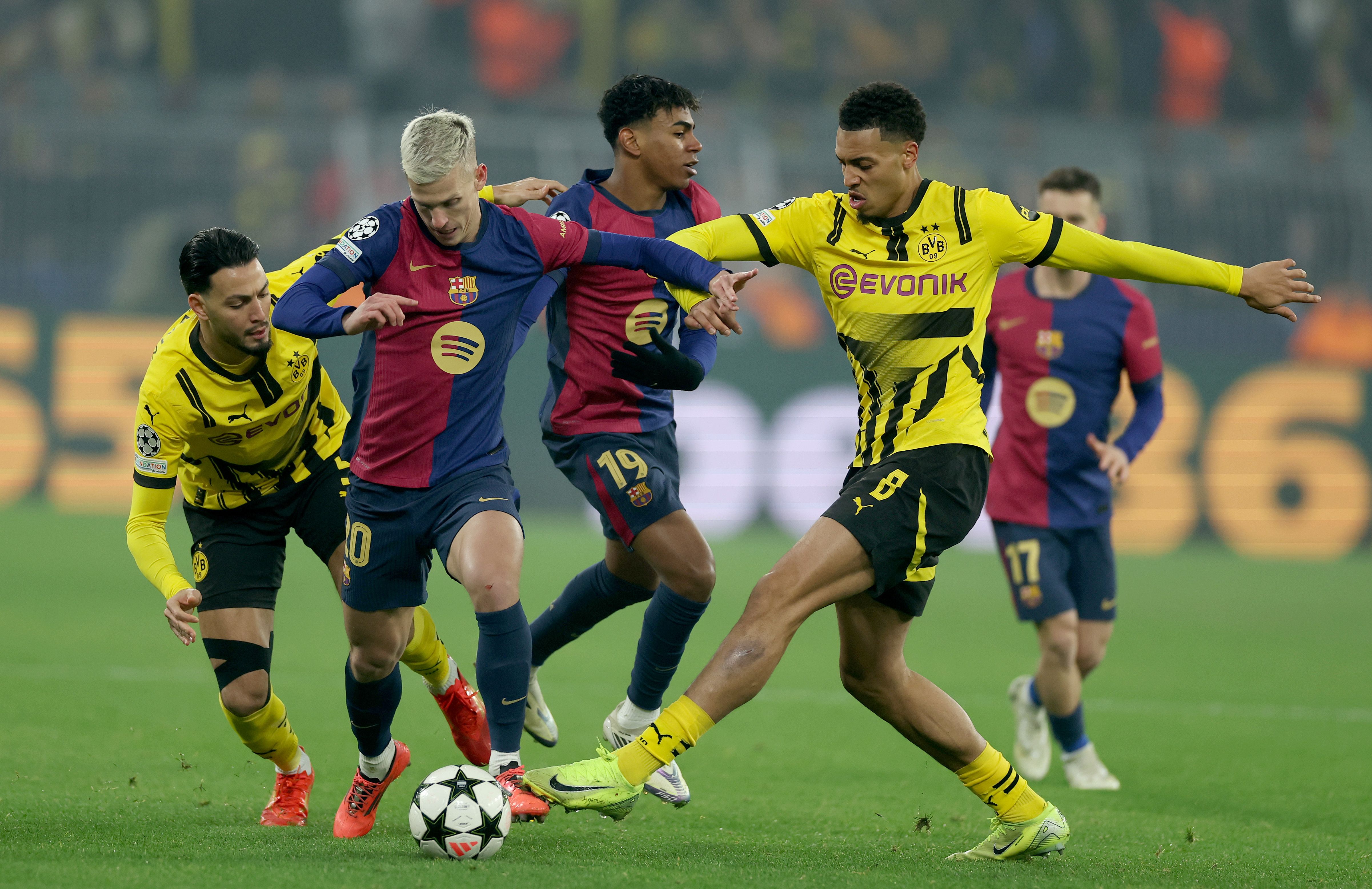 Borussia Dortmund v FC Barcelona - UEFA Champions League 2024/25 League Phase MD6