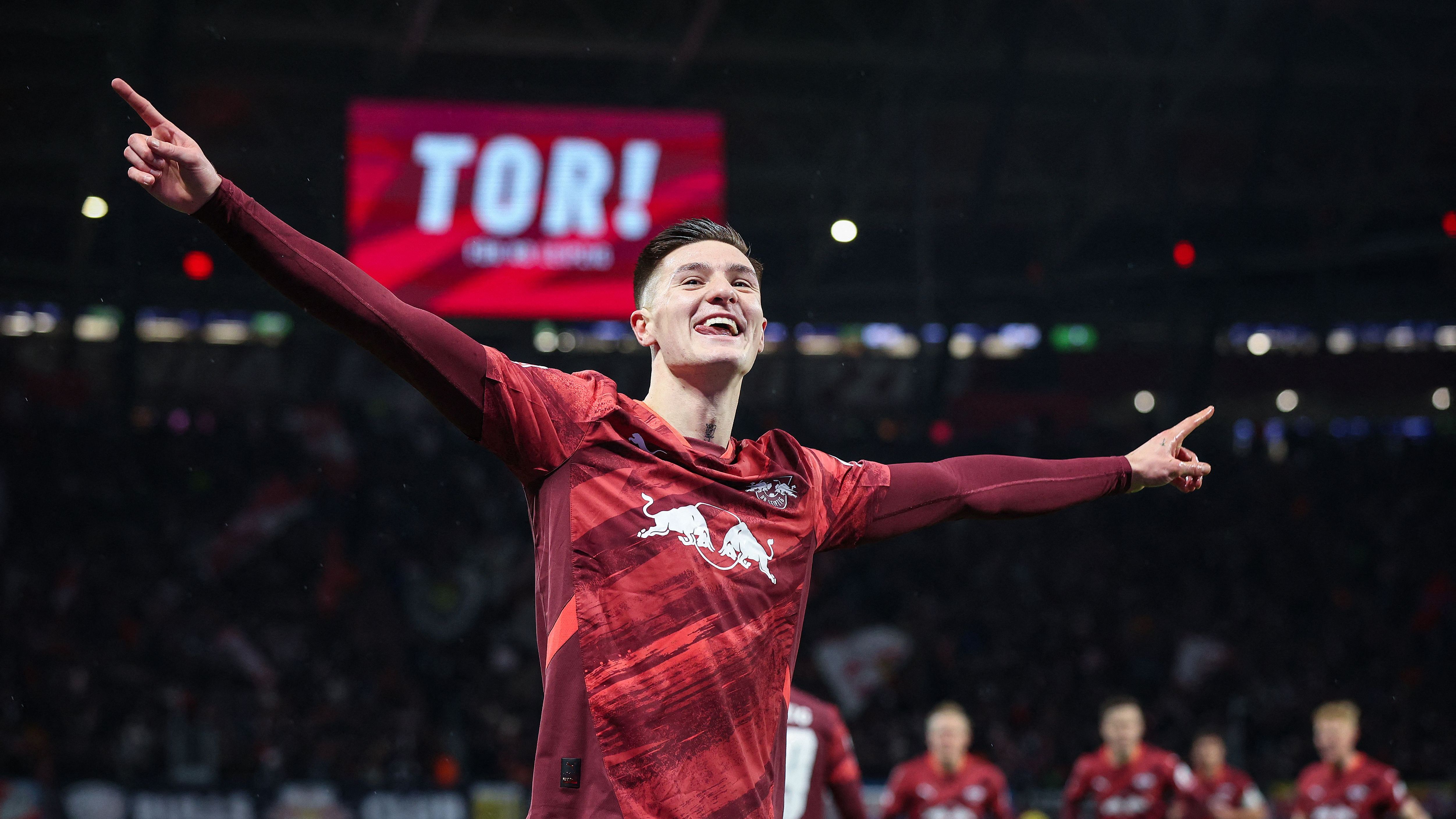 FBL-GER-BUNDESLIGA-LEIPZIG-FRANKFURT