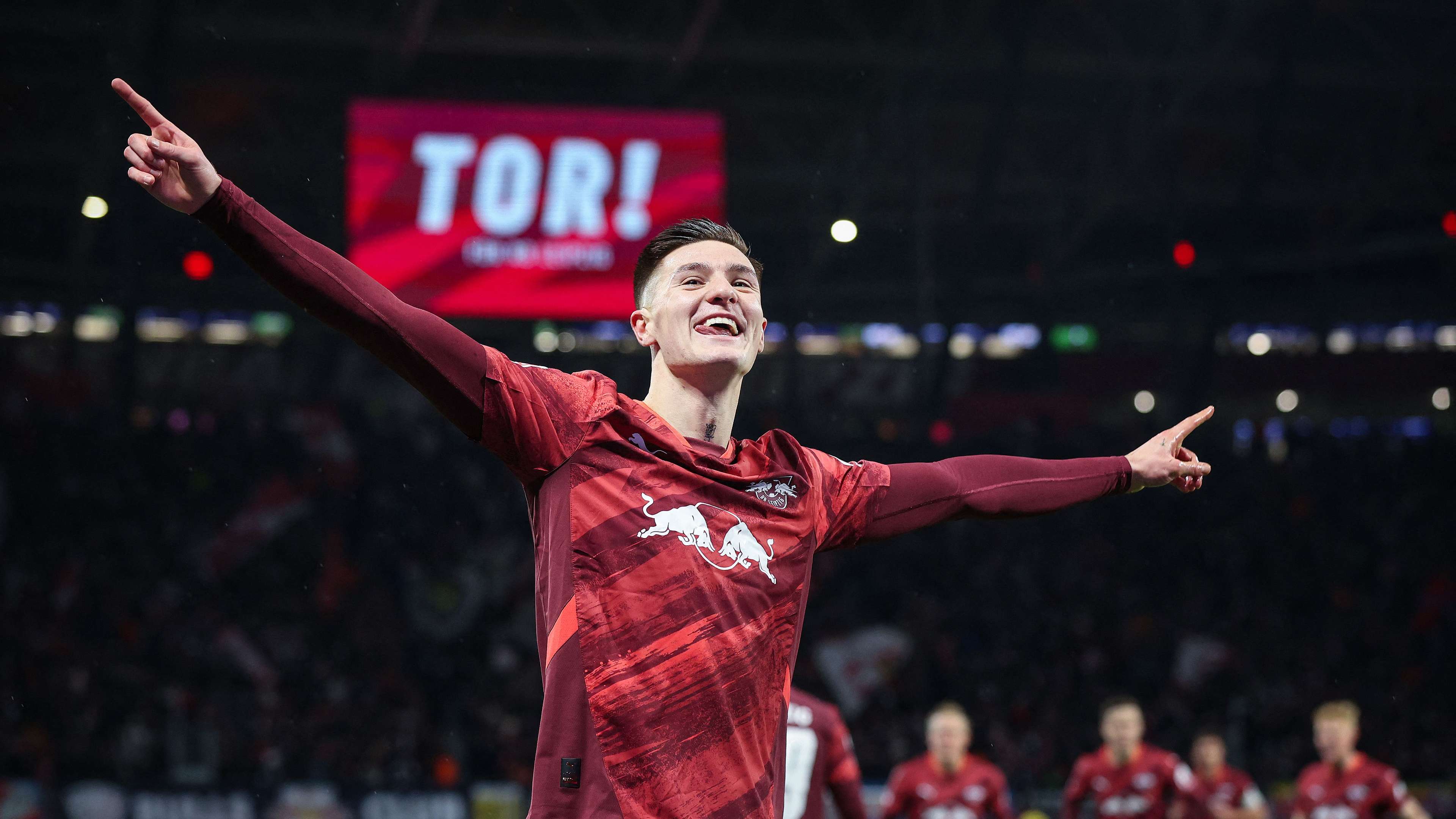 FBL-GER-BUNDESLIGA-LEIPZIG-FRANKFURT