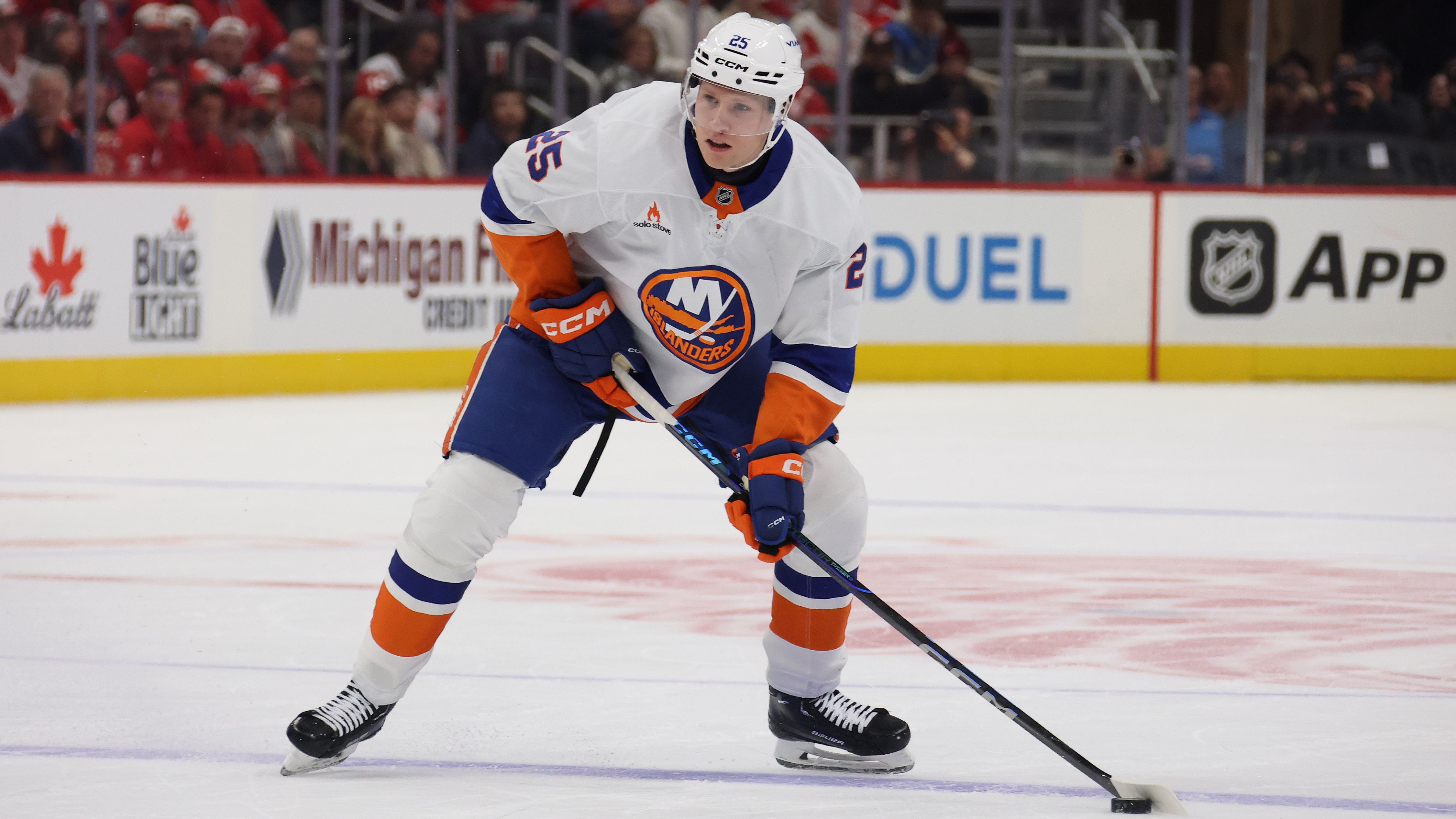 New York Islanders v Detroit Red Wings