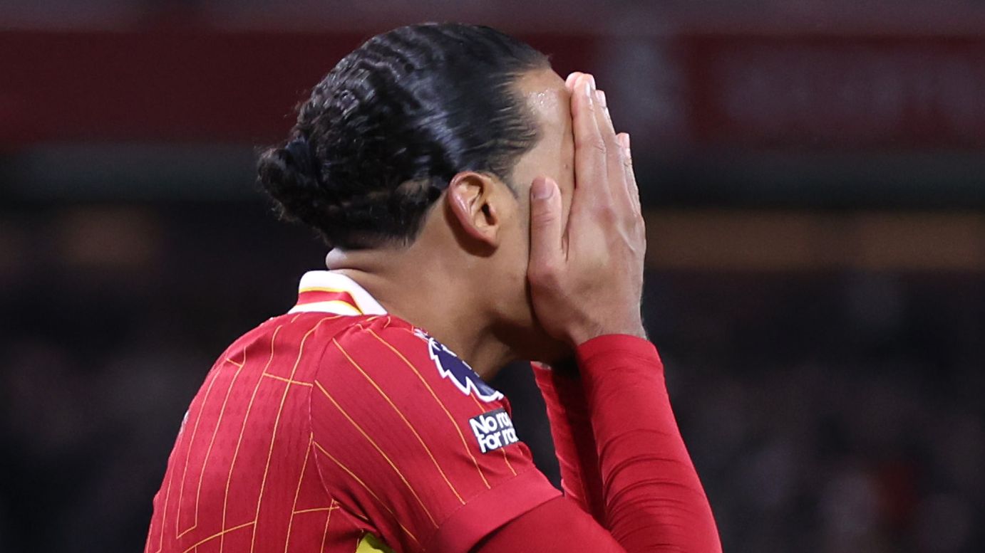 Liverpool FC v Fulham FC - Premier League