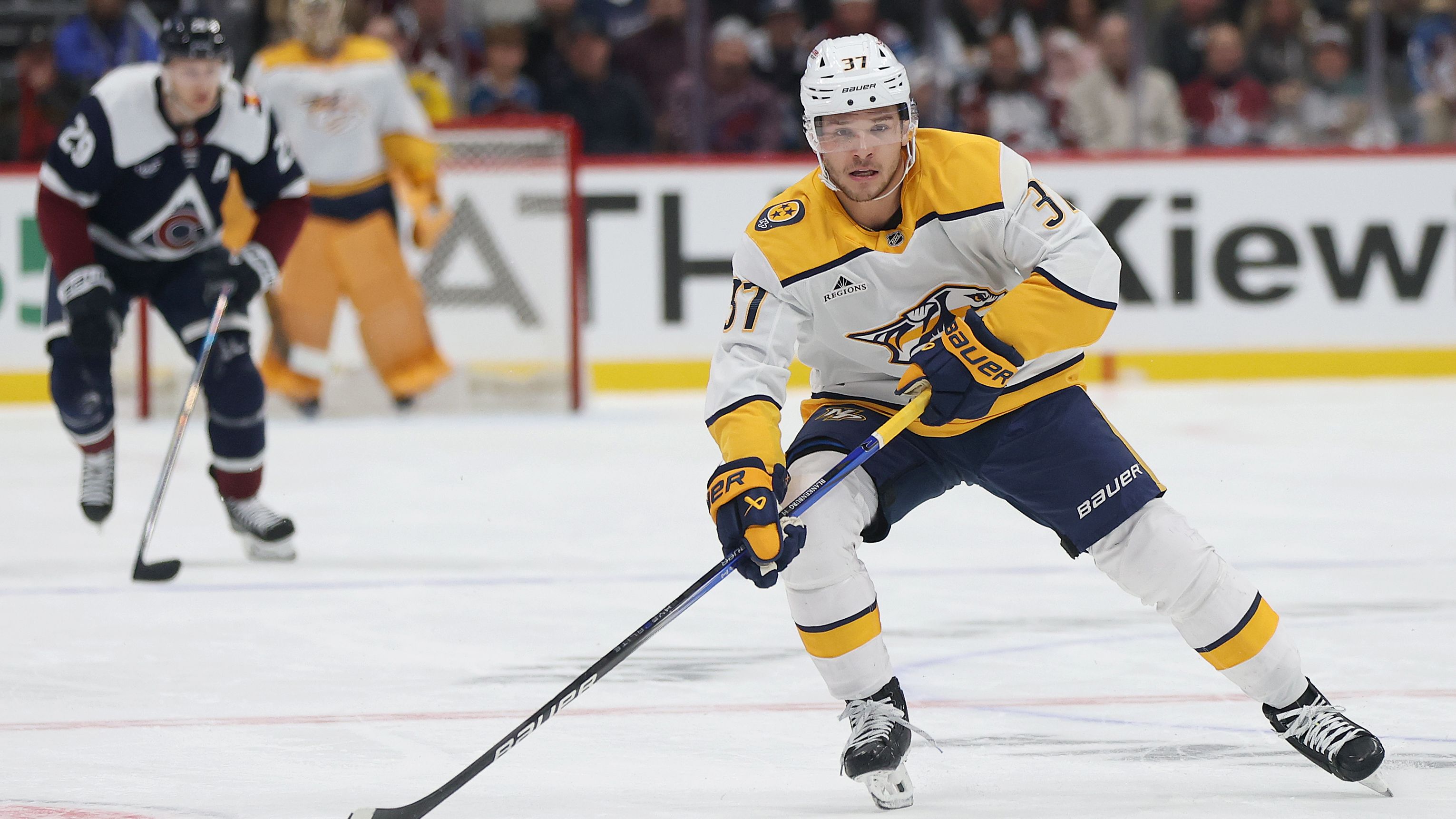 Nashville Predators v Colorado Avalanche