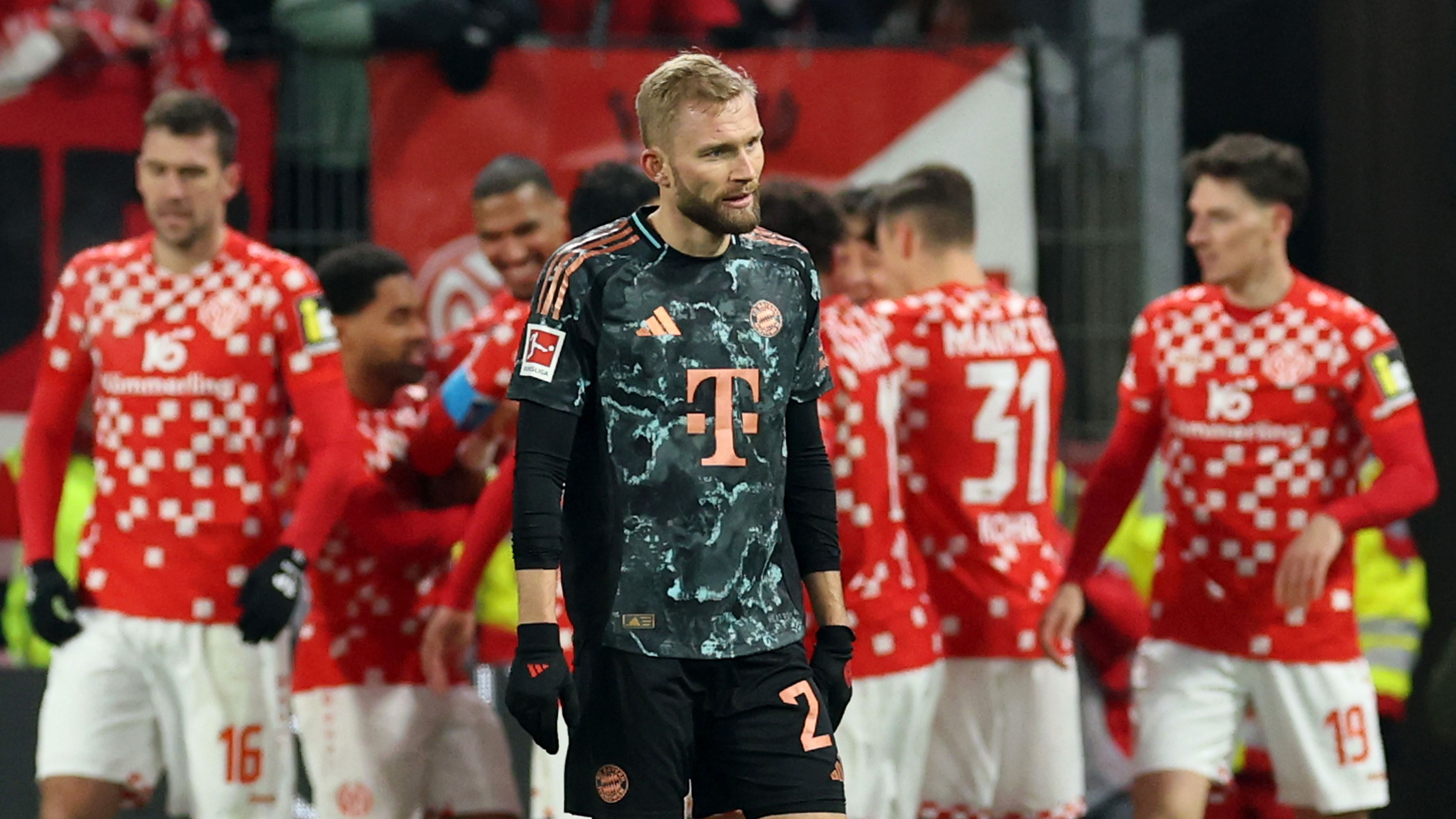 1. FSV Mainz 05 v FC Bayern München - Bundesliga