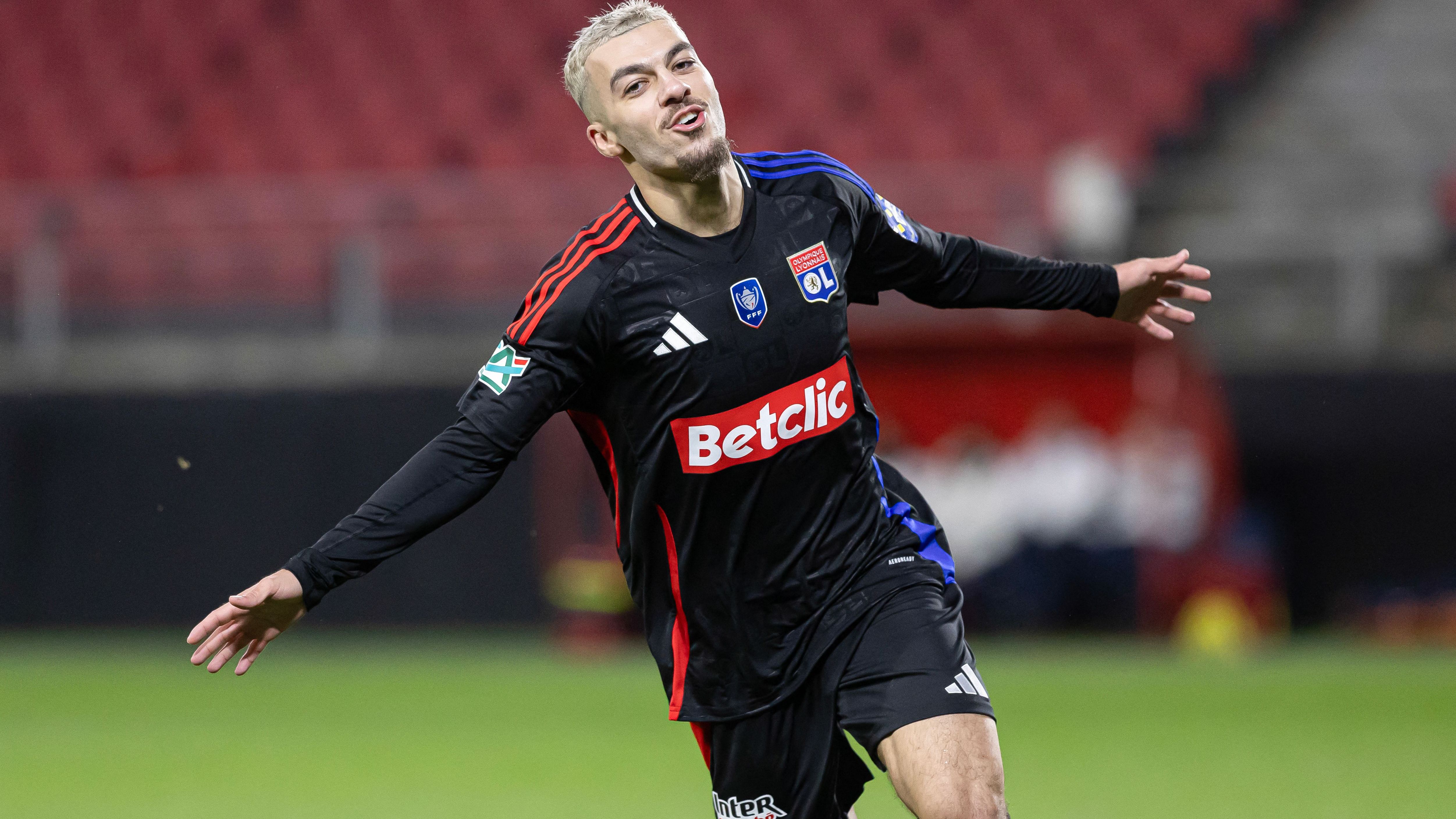 FBL-FRA-CUP-FEIGNIES-LYON