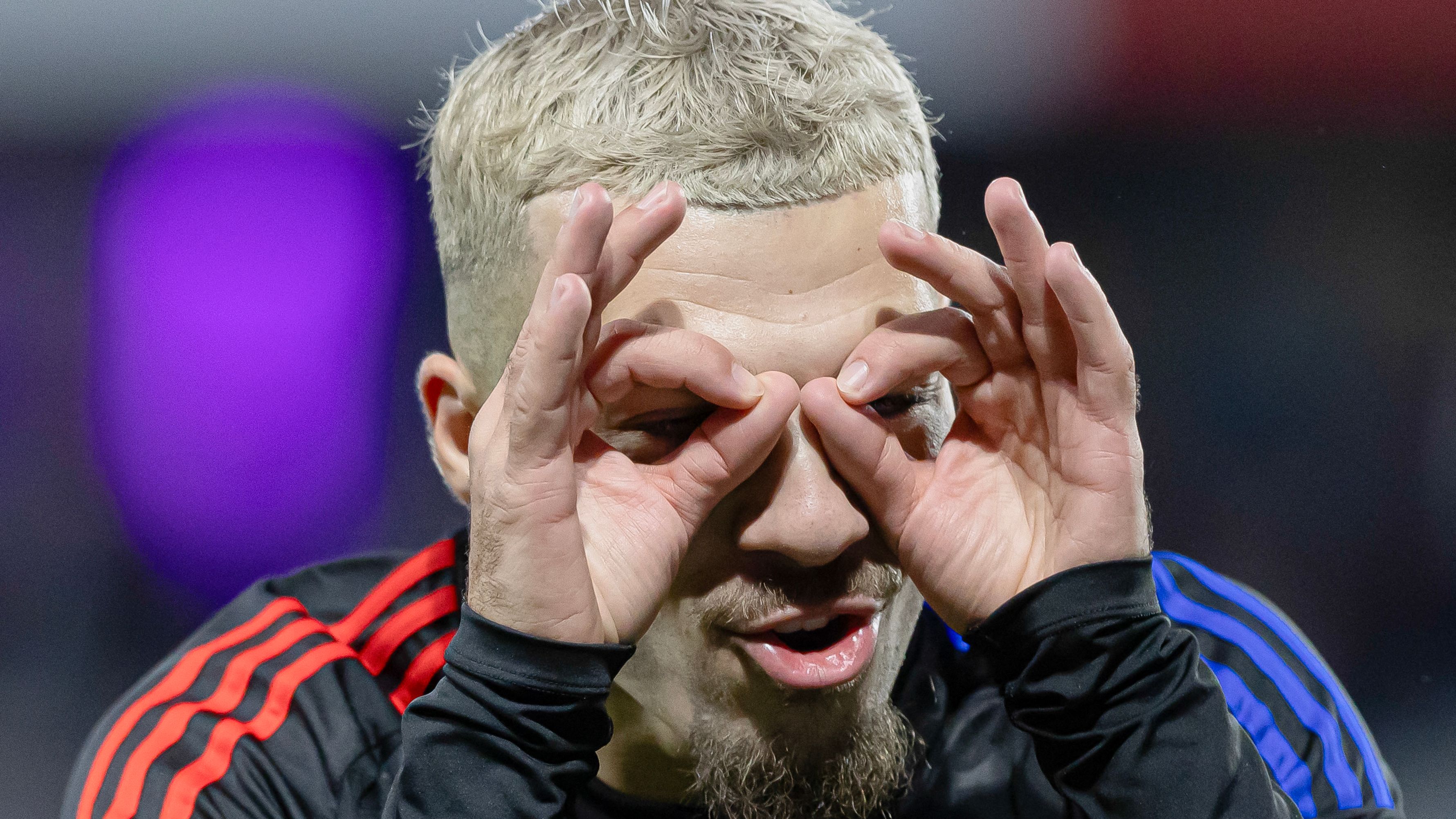 TOPSHOT-FBL-FRA-CUP-FEIGNIES-LYON