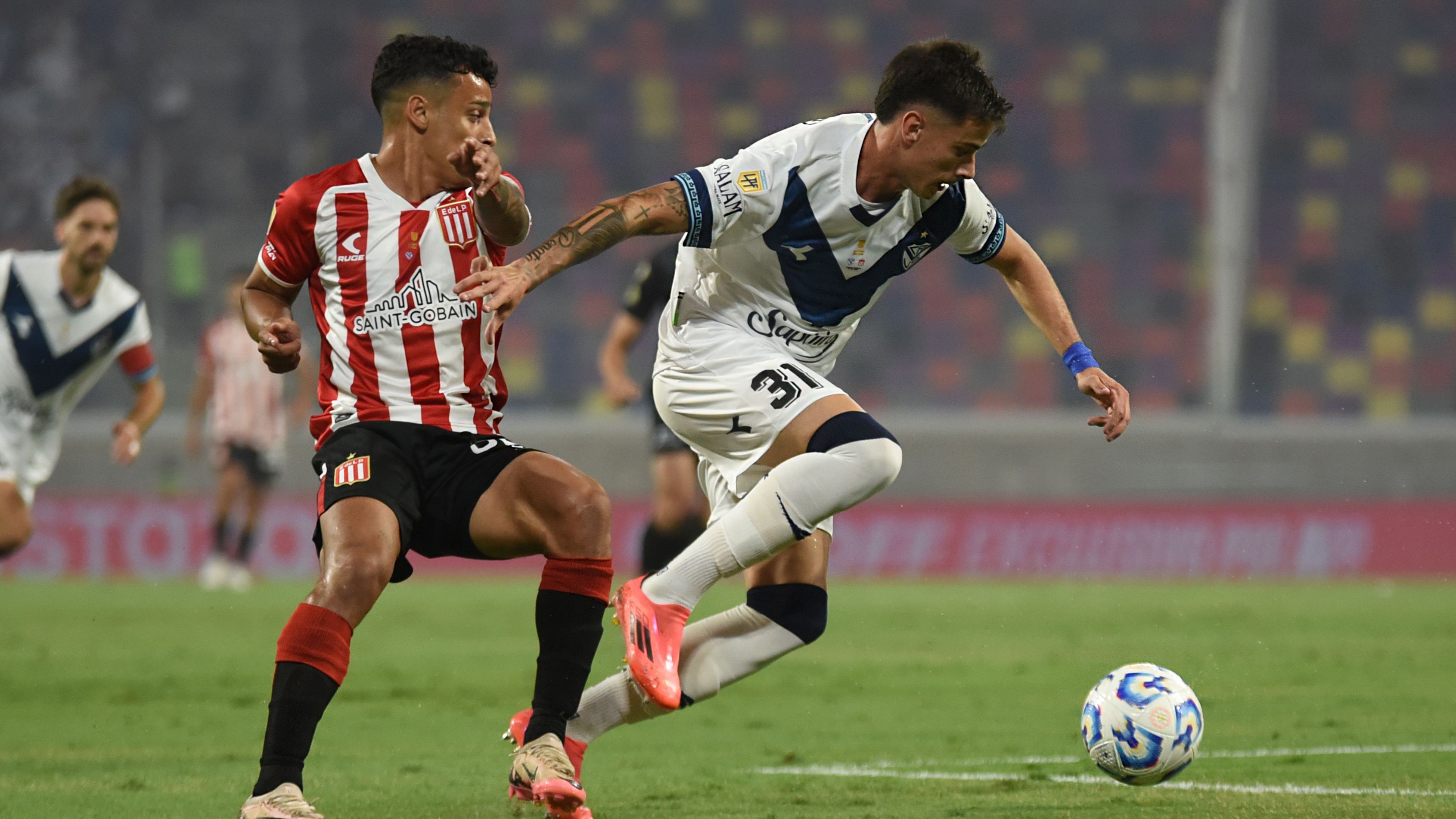 Velez Sarsfield v Estudiantes - Trofeo De Campeones