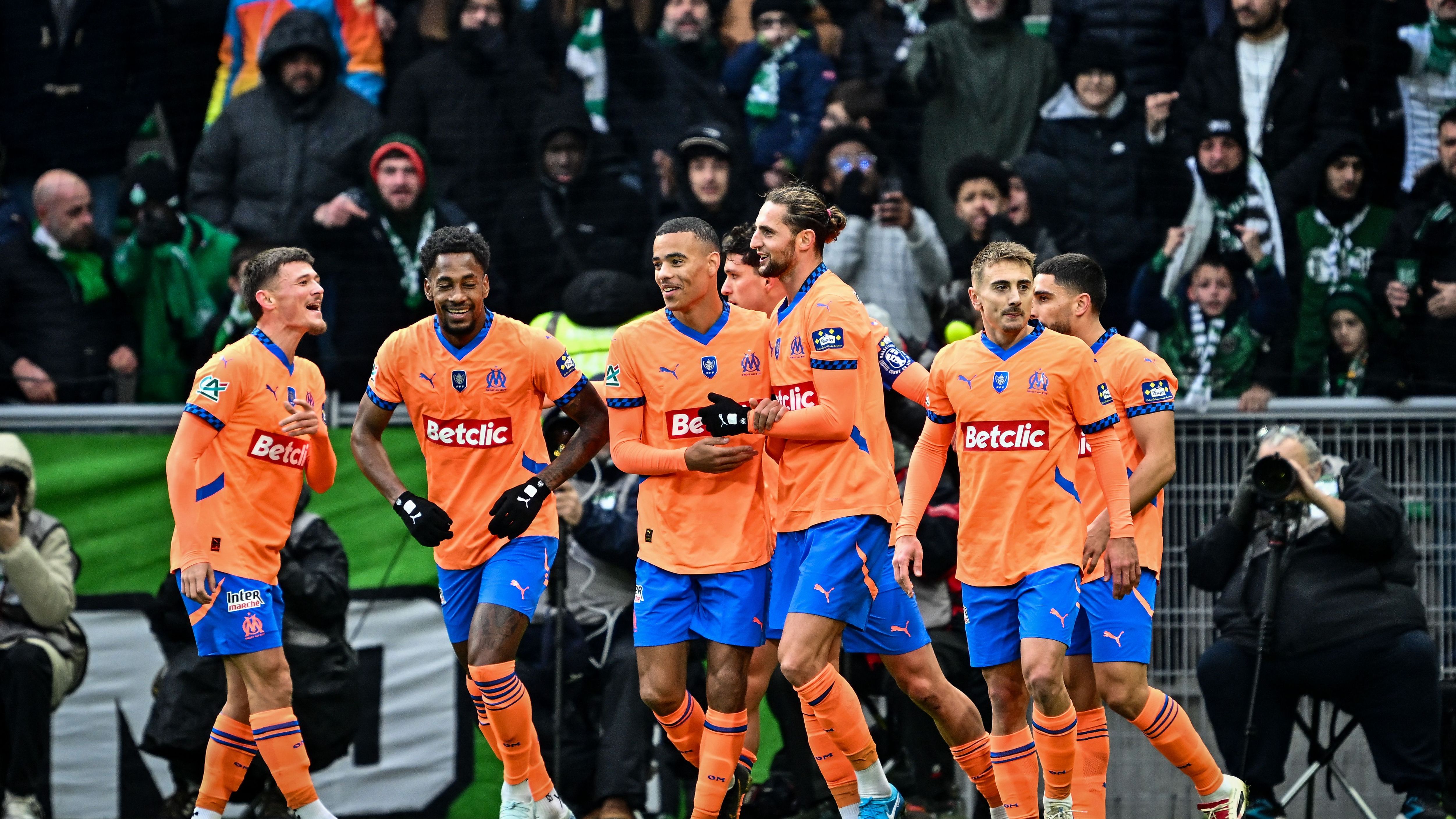 FBL-FRA-CUP-SAINT ETIENNE-MARSEILLE