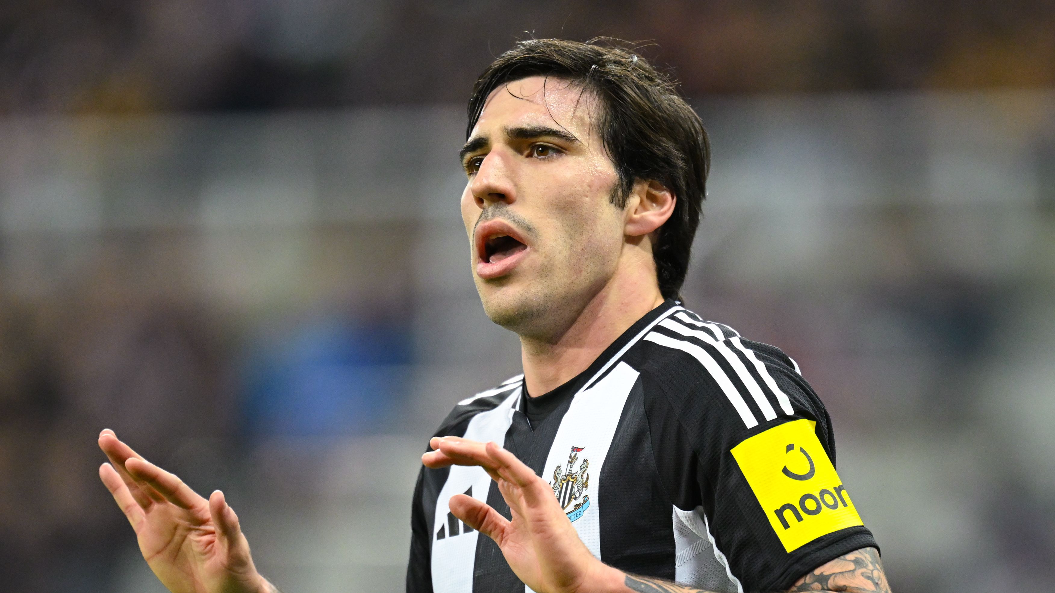 Newcastle United v Brentford - Carabao Cup Quarter Final