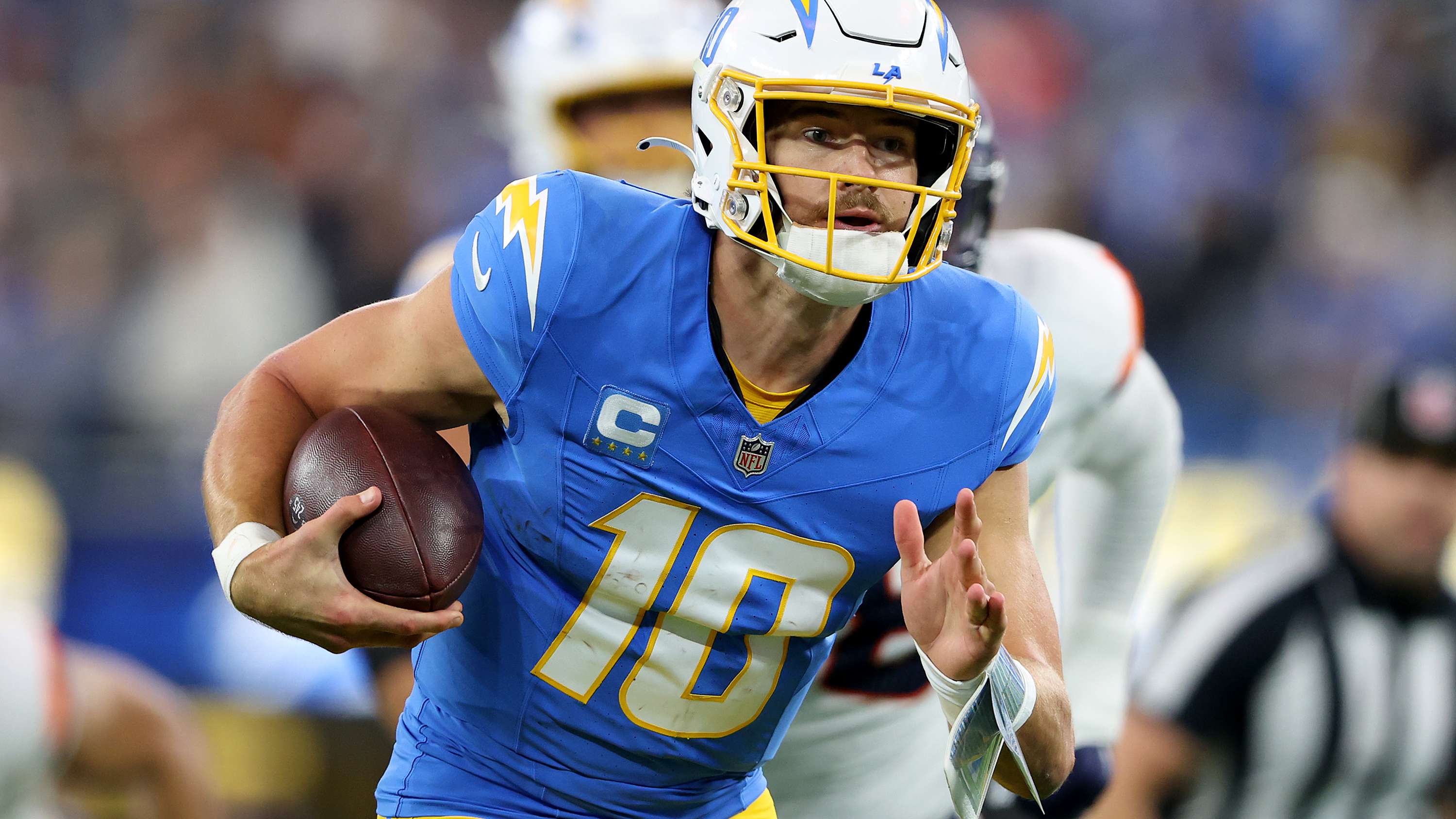 Denver Broncos v Los Angeles Chargers