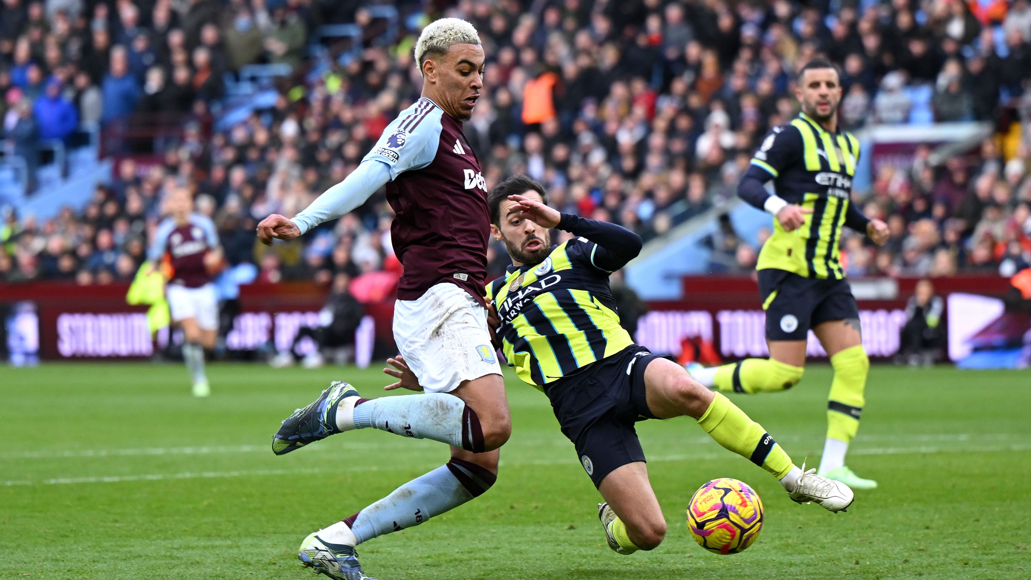 Aston Villa FC v Manchester City FC - Premier League