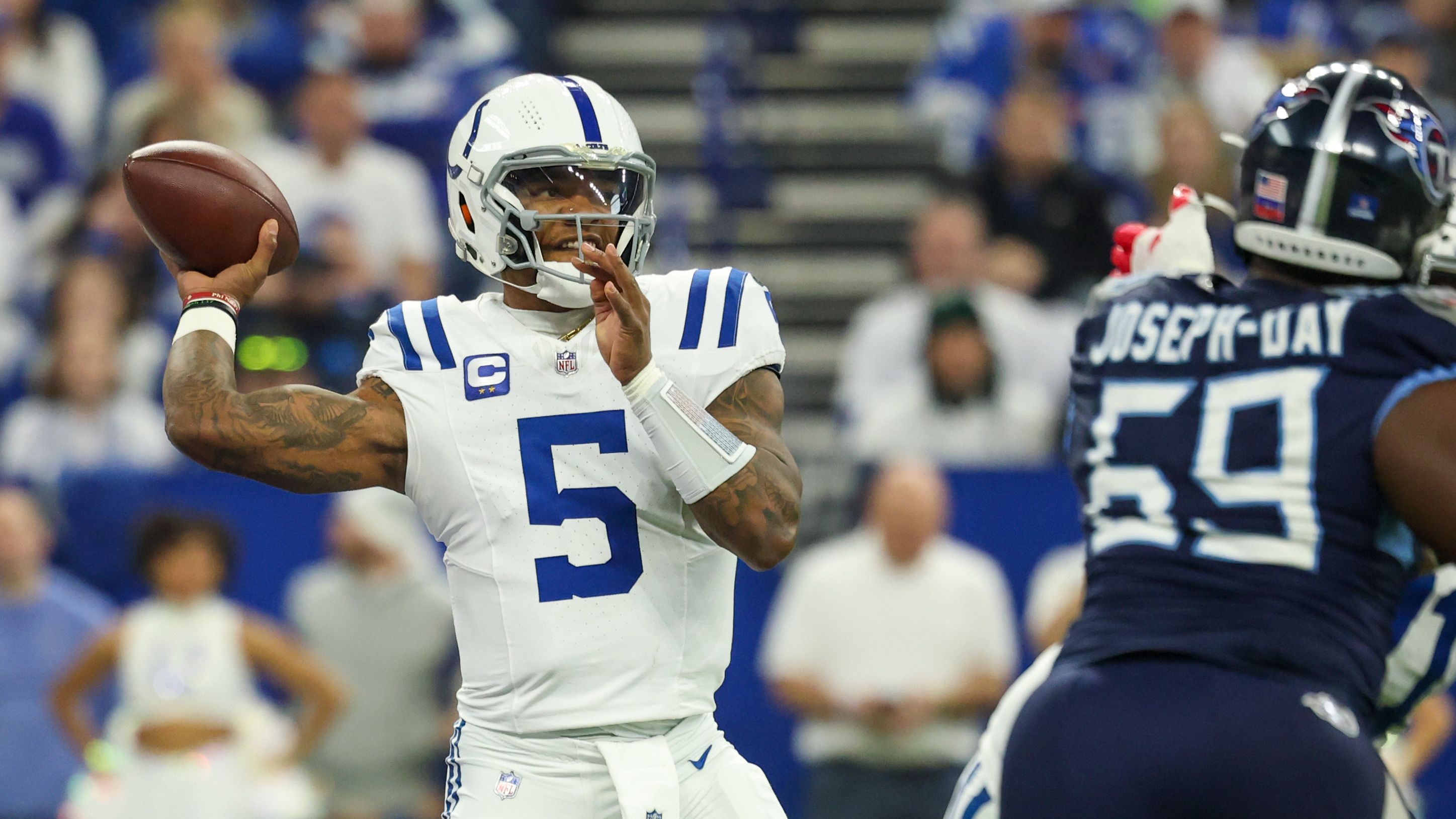 Tennessee Titans v Indianapolis Colts