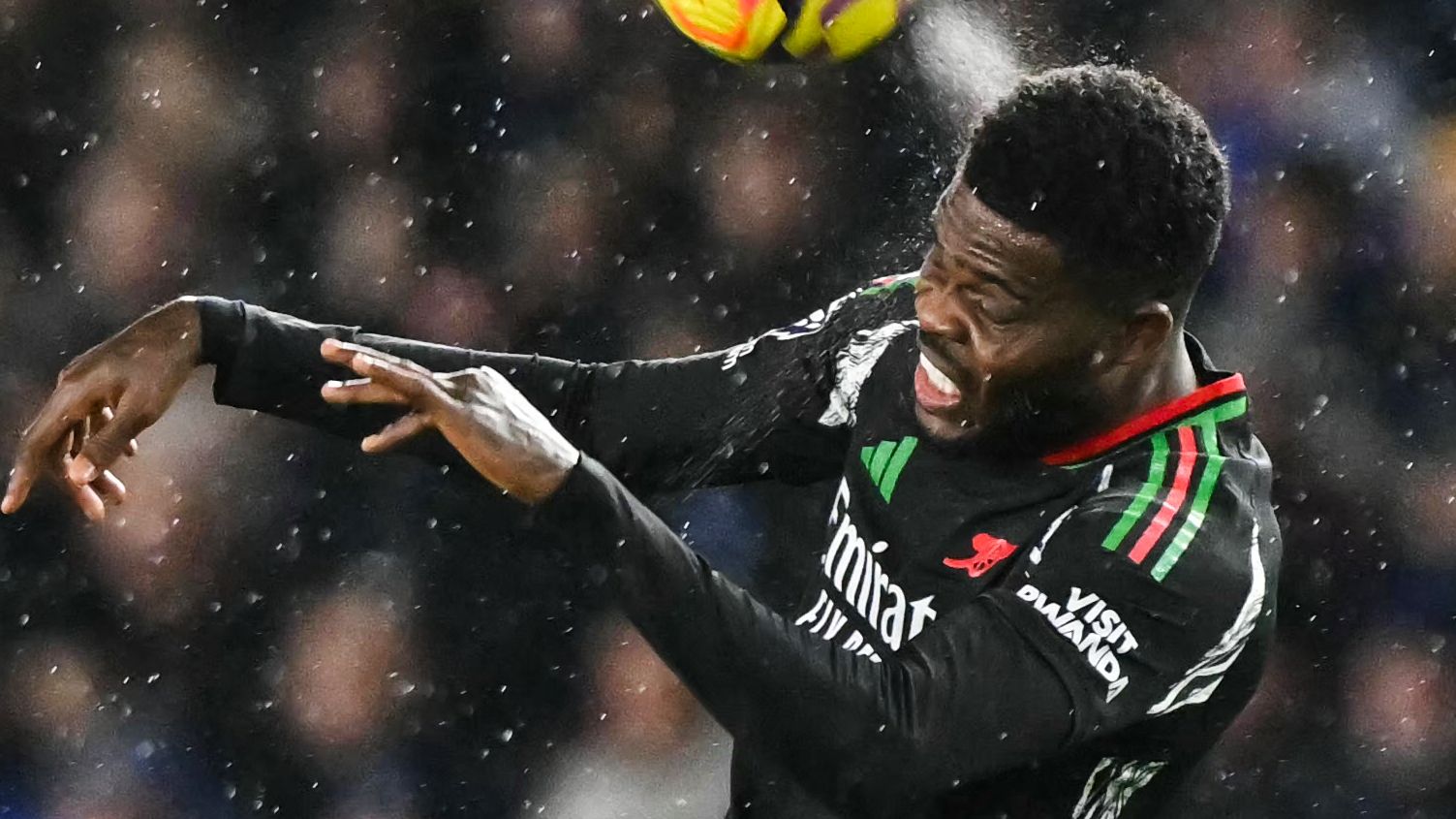 TOPSHOT-FBL-ENG-PR-BRIGHTON-ARSENAL