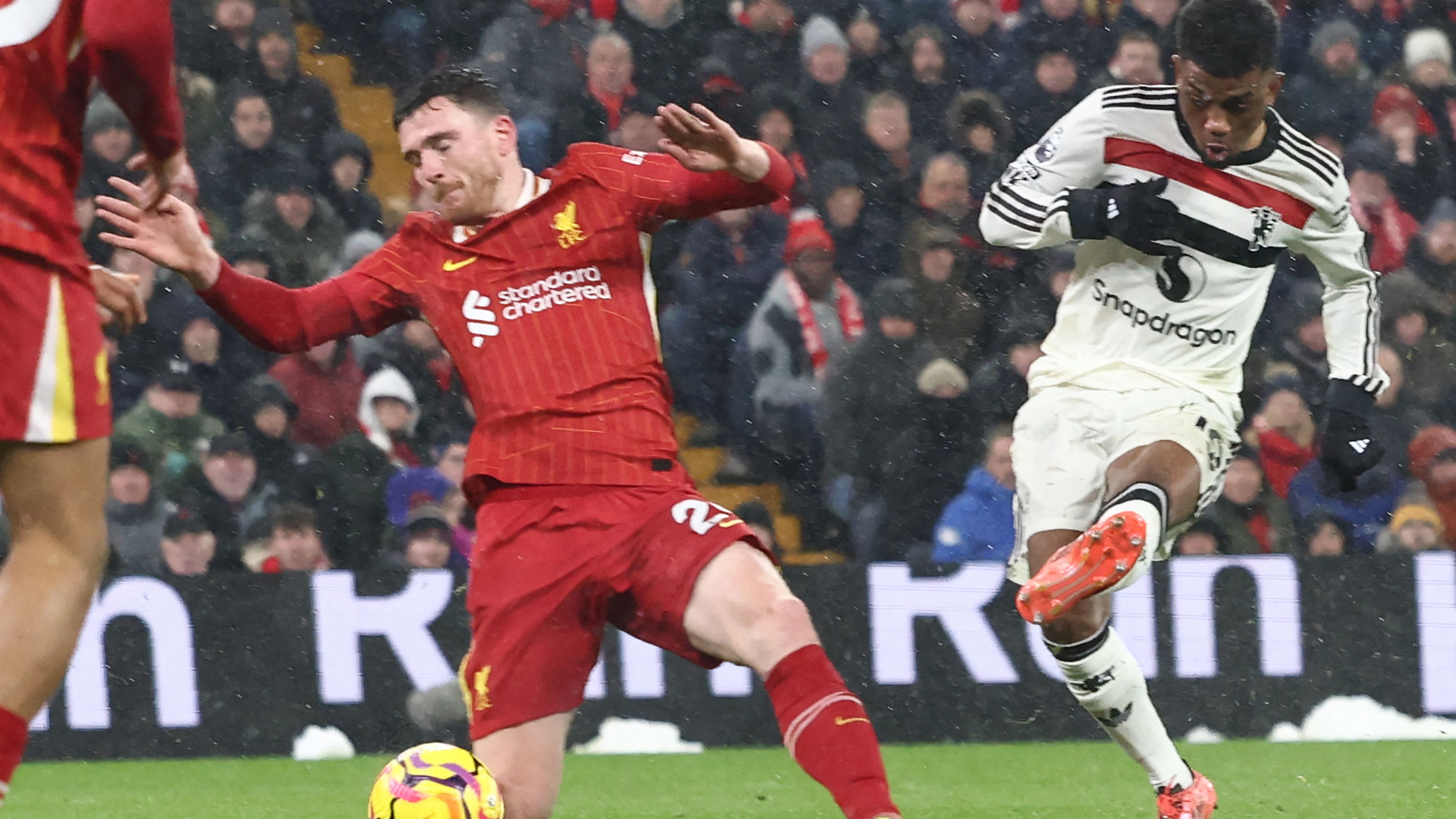 FBL-ENG-PR-LIVERPOOL-MAN UTD